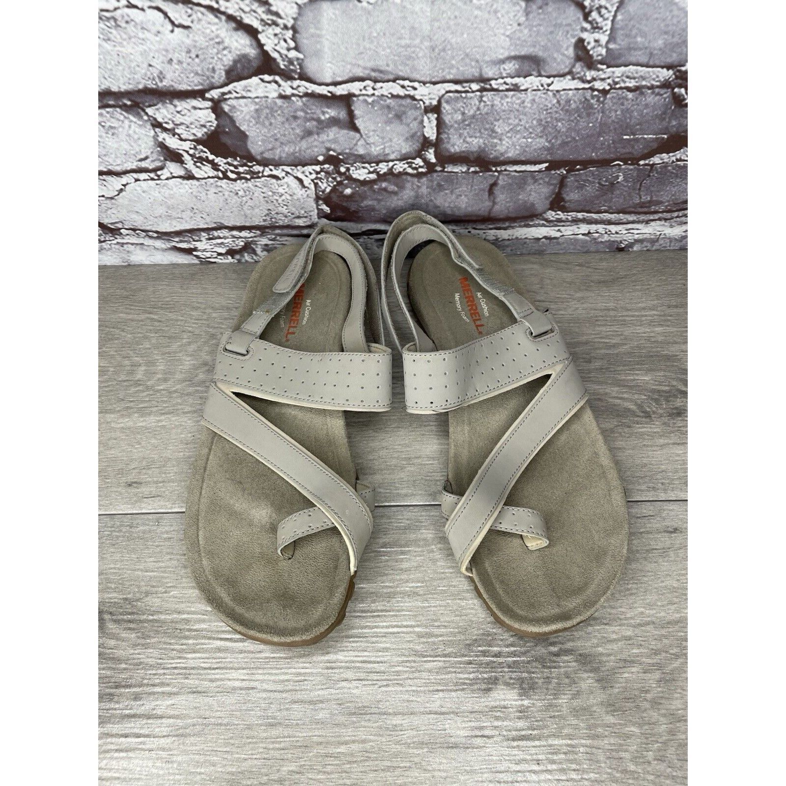 Merrell Merrell Aluminum Grey Suede Synthetic Toe Strap Foam Sandals Size US 9 / IT 39 - 13 Thumbnail