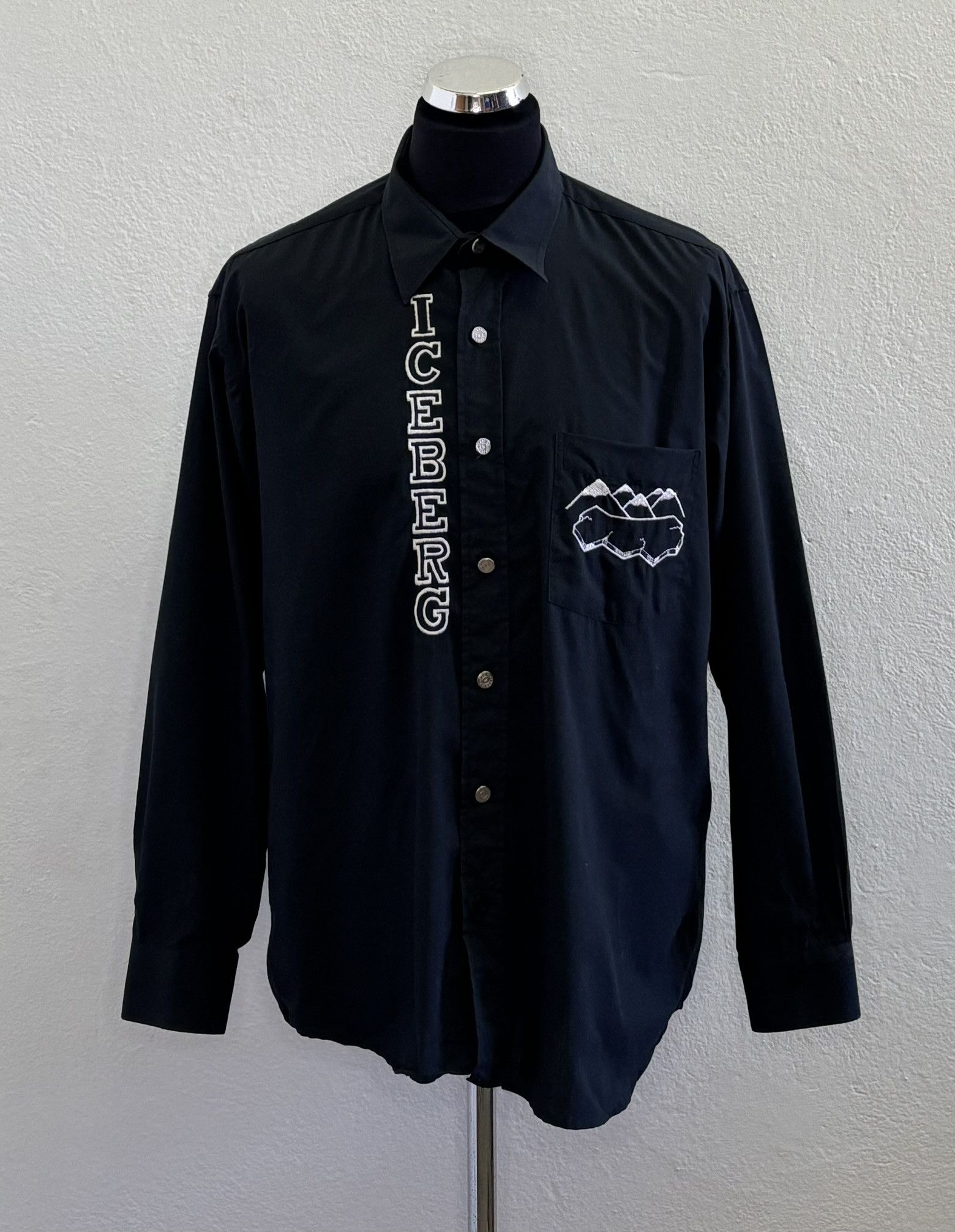 Iceberg Iceberg vintage shirt size XL Size US XL / EU 56 / 4 - 1 Thumbnail