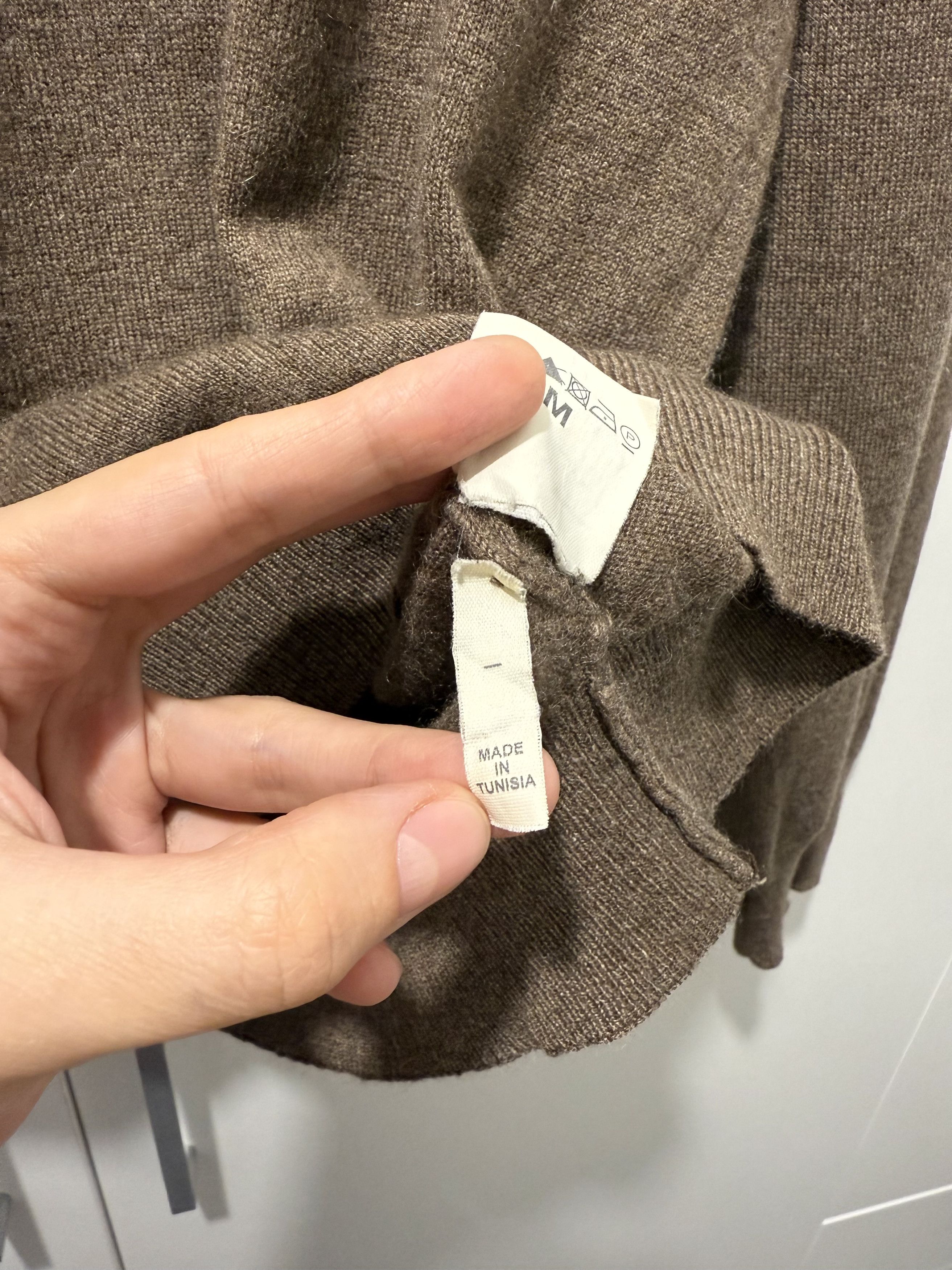 Autumn Cashmere Men's Pure Cashmere Brown Crew Neck Knit Sweater (M) Size US M / EU 48-50 / 2 - 4 Thumbnail