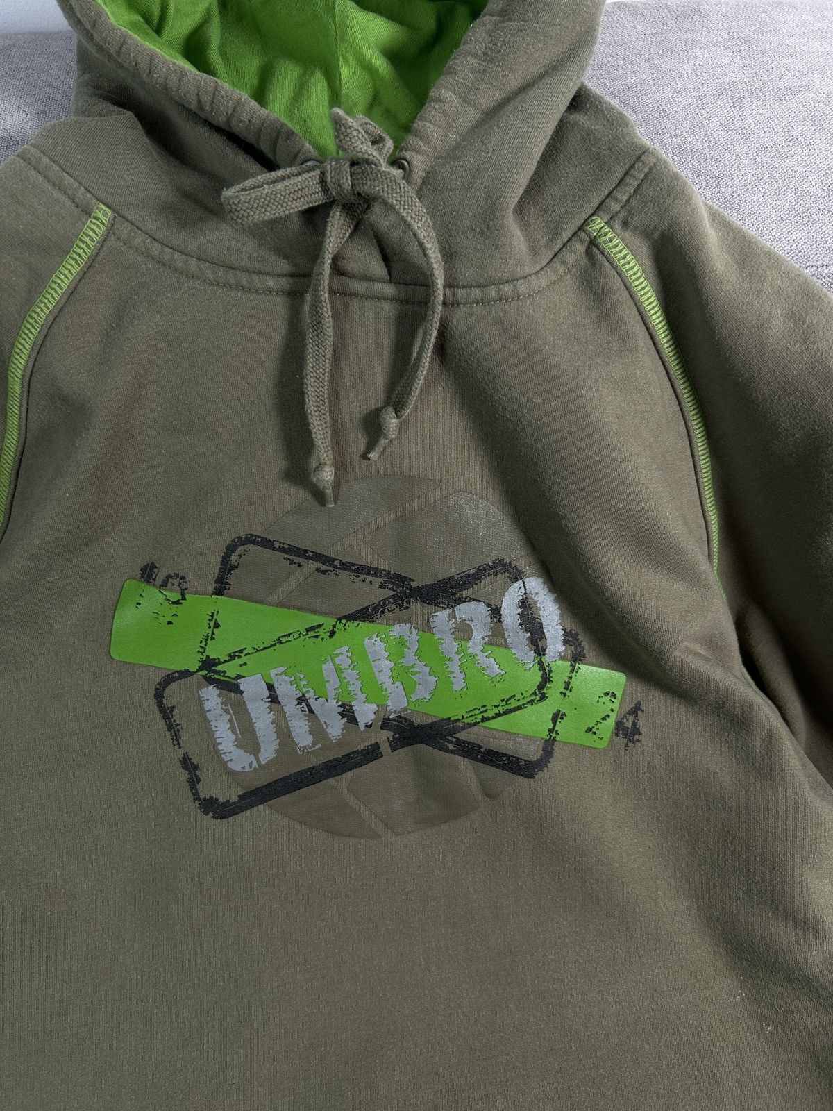 Umbro × Vintage Umbro black drill baggy vintage hoodie Size US M / EU 48-50 / 2 - 6 Thumbnail