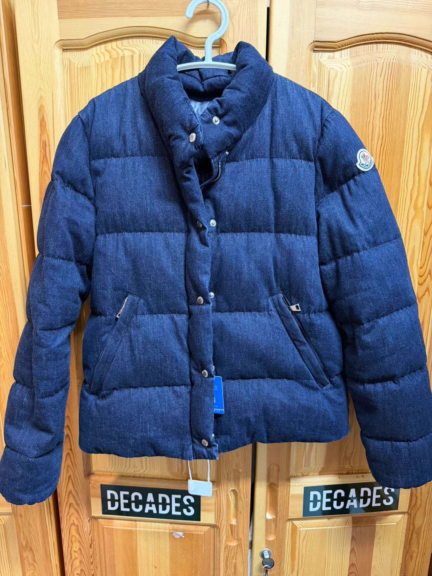 Moncler Moncler thick denim puffer jacket with patch size 2 Size US M / EU 48-50 / 2 - 1 Thumbnail