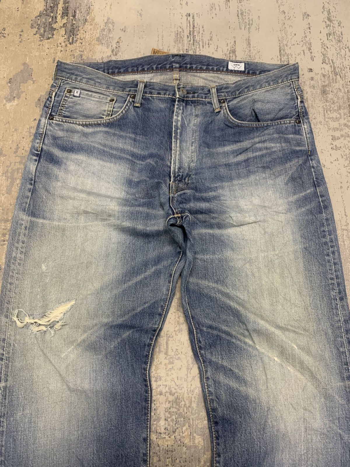 Edwin VINTAGE EDWIN Distressed Jeans W39 Size US 39 - 2 Thumbnail
