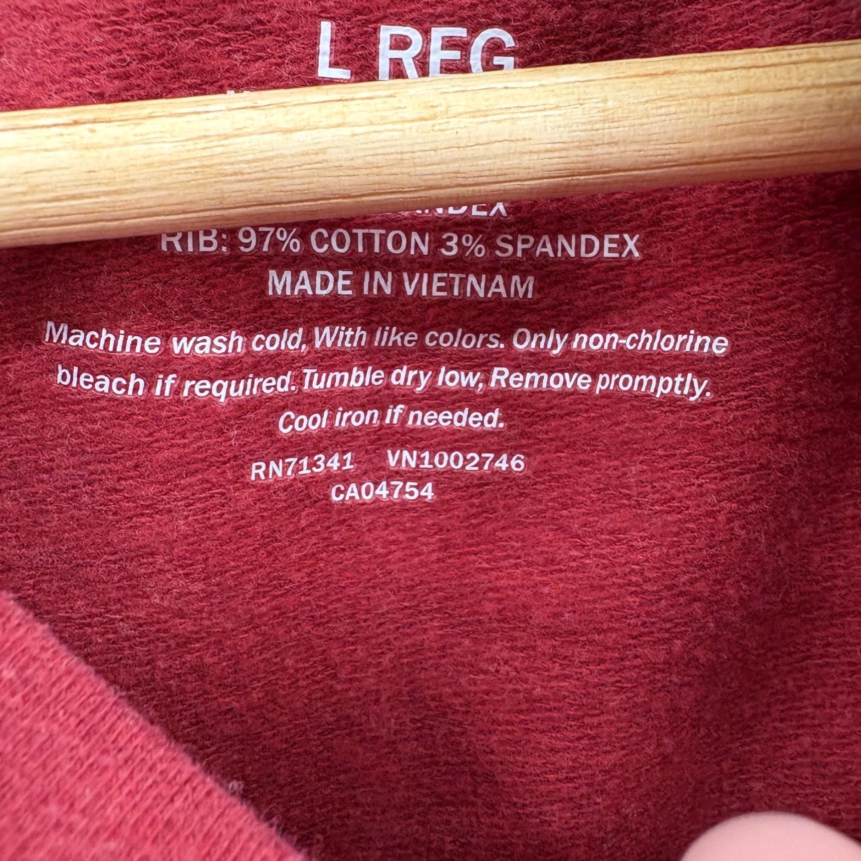 Vintage L.L.Bean Cozy Pullover Womens Large Red Cowl Neck Kangaroo Pocket Stretch Fleece Sweatshirt Size L / US 10 / IT 46 - 4 Thumbnail