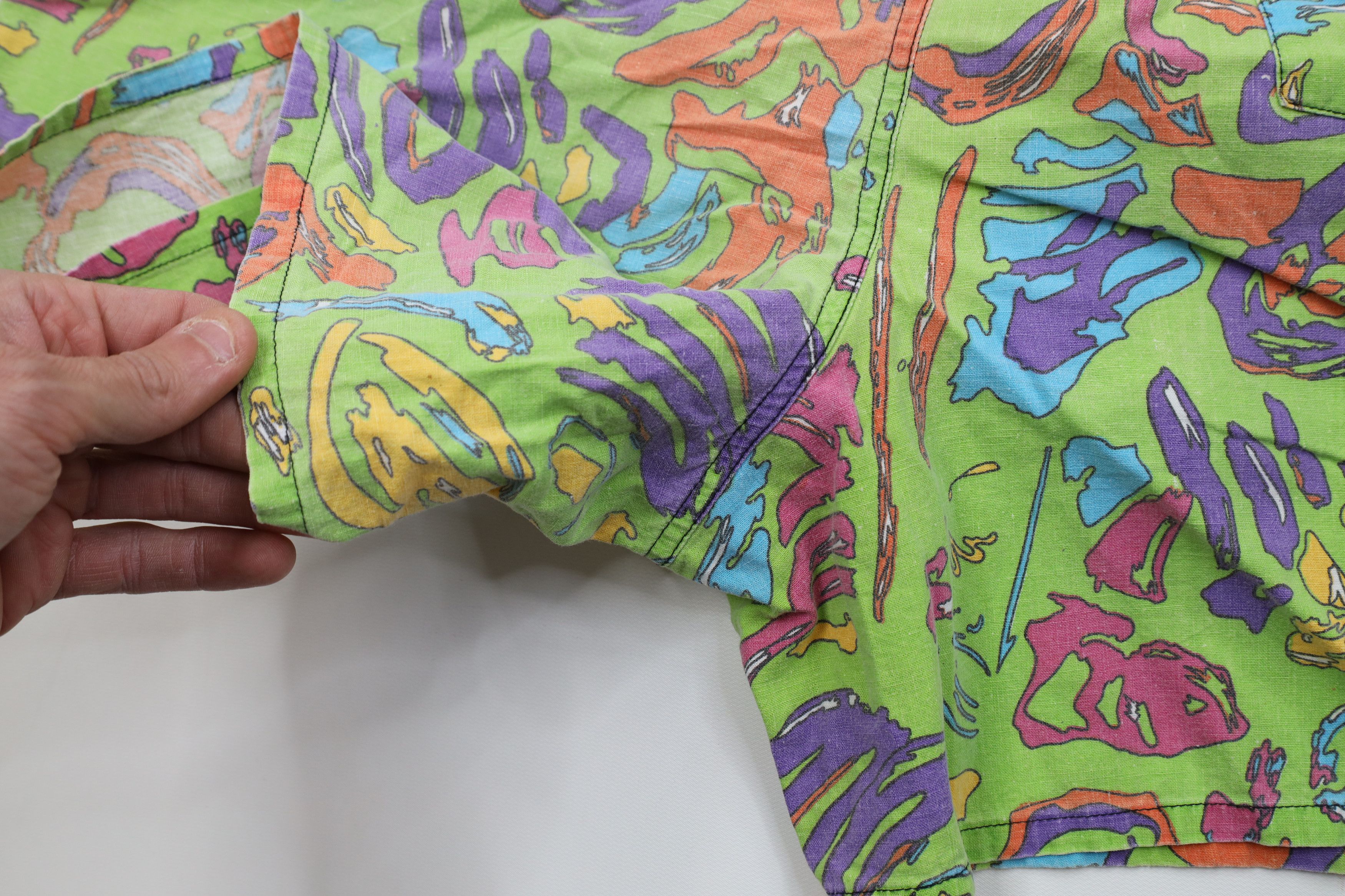 Vintage Vintage 90s Streetwear Abstract Lined Shorts Swim Trunks Size US 36 / EU 52 - 14 Thumbnail