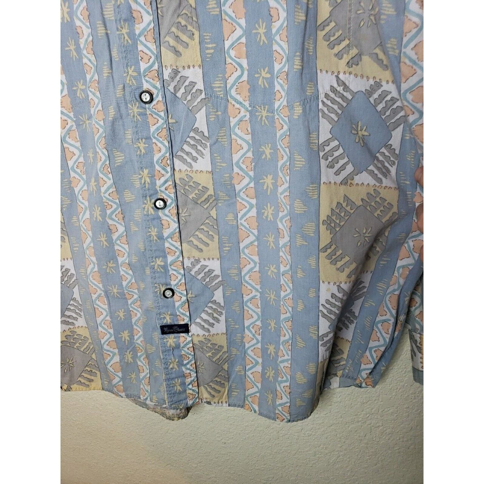 Other Vintage 90s International News Abstract Button Shirt MEDIUM Size US M / EU 48-50 / 2 - 8 Thumbnail
