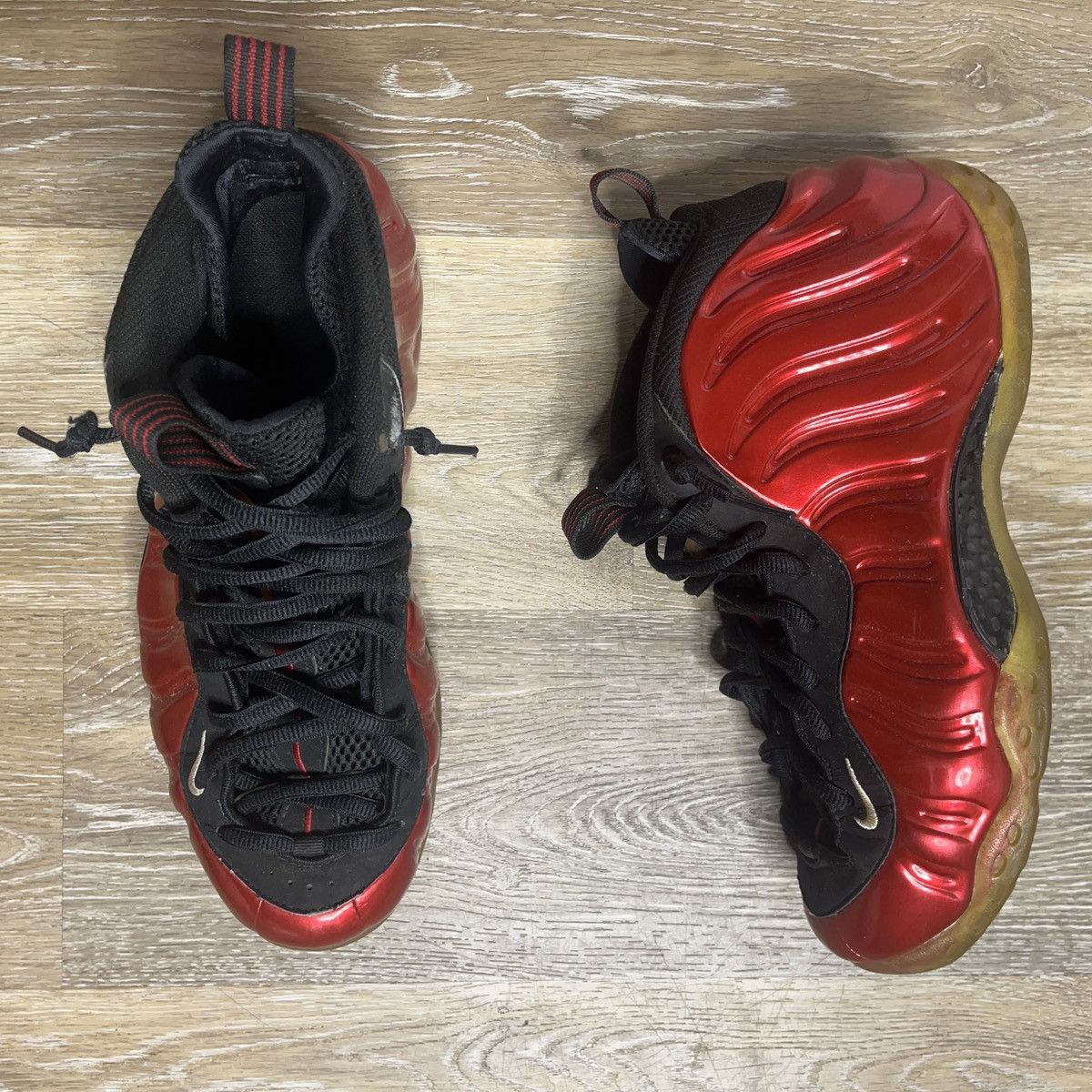 Nike 2012 nike air foamposite red metallic Size US 9.5 / EU 42-43 - 2 Thumbnail