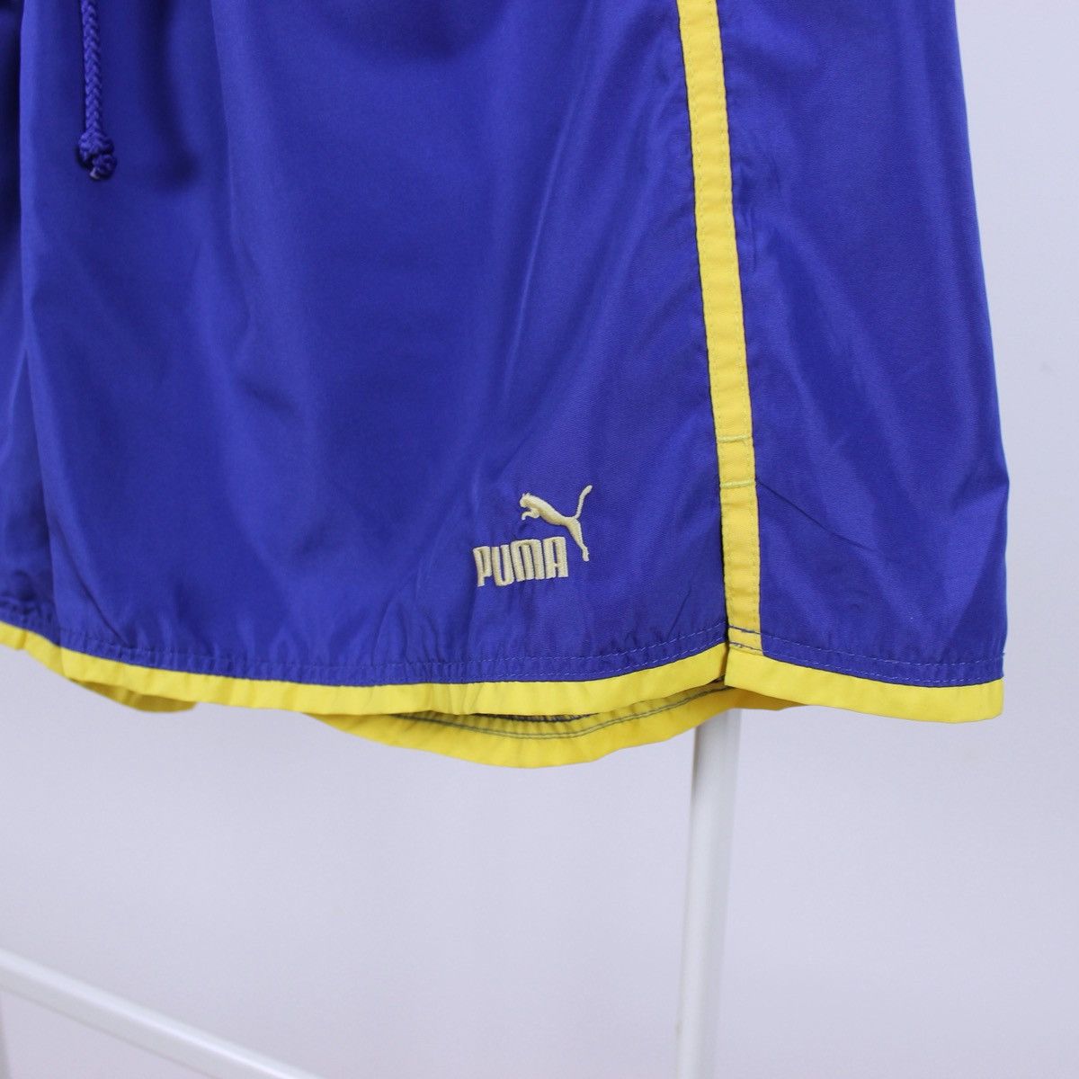 Puma Vintage Puma Short Size US 34 / EU 50 - 2 Thumbnail