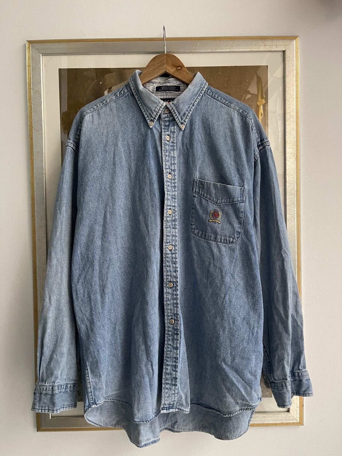 Tommy Hilfiger Vintage Tommy Hilfiger Denim Shirt Size US XL / EU 56 / 4 - 1 Thumbnail