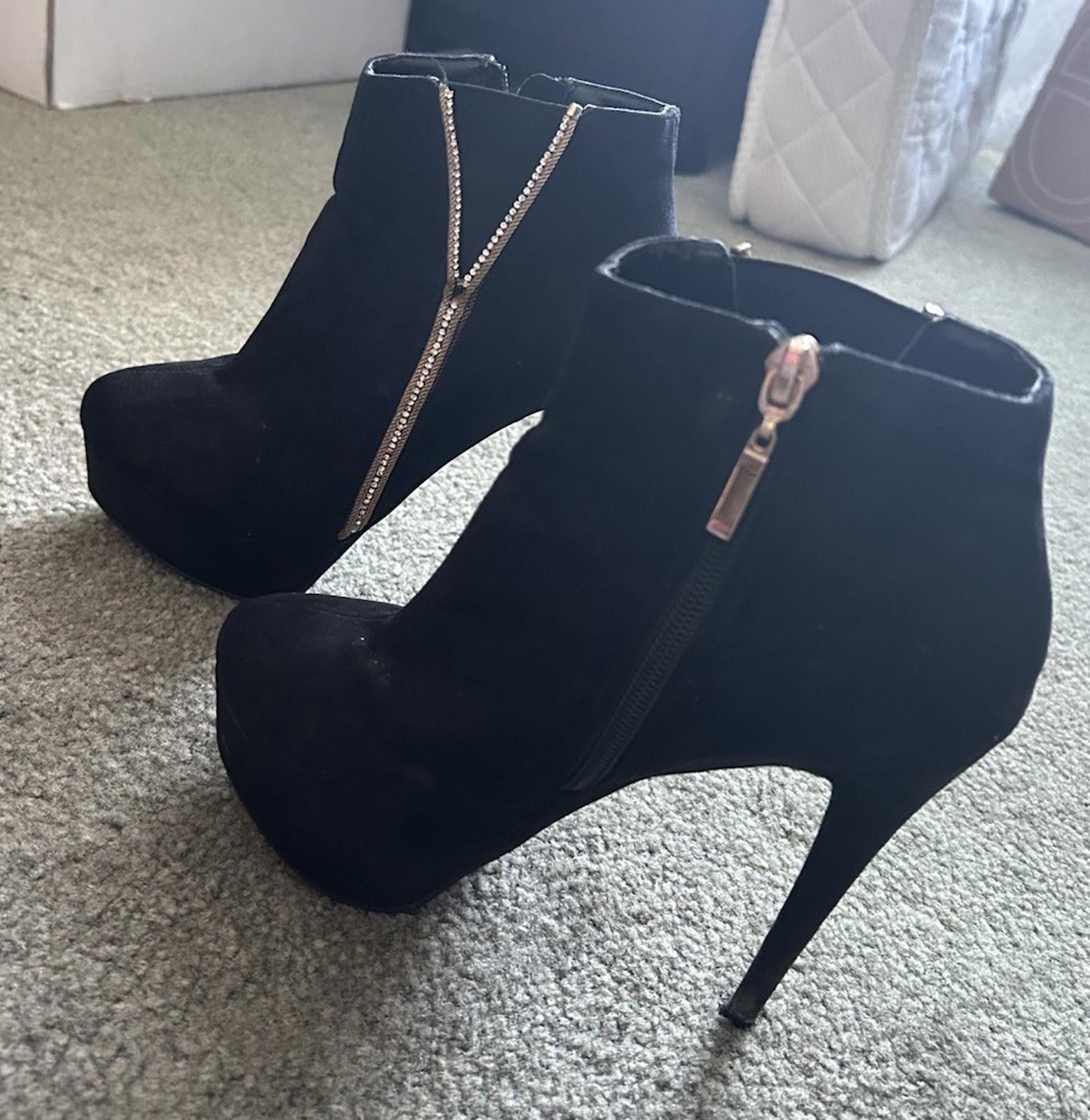 Designer FOREVER NEW Ankle Boot Stiletto Black Diamantés - Size 37 Size US 6 / IT 36 - 2 Thumbnail