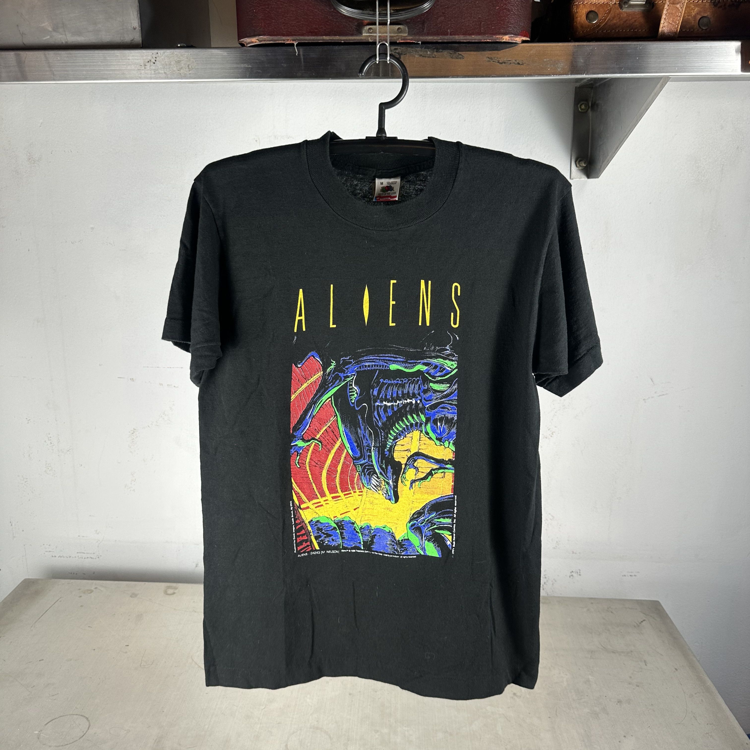 Vintage Vintage 1991 Aliens Movie Graphic Single Stitch T-Shirt Size US M / EU 48-50 / 2 - 1 Thumbnail