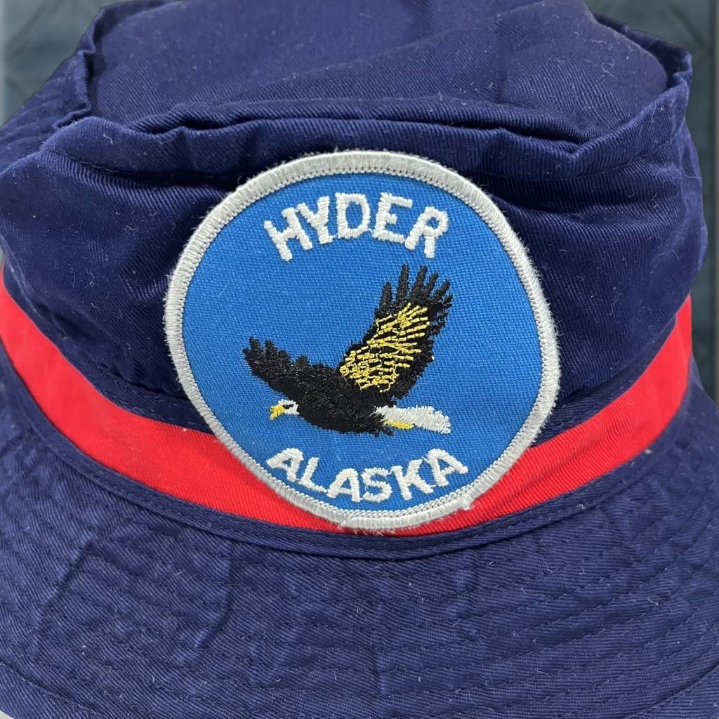 Vintage VINTAGE Hyder Alaska Bucket Hat Cap Navy Blue Red Bald Eagle Patch Size M/L Men Bucket Hat Blue USA 90s Outdoor Vintage Mens Size ONE SIZE - 1 Thumbnail