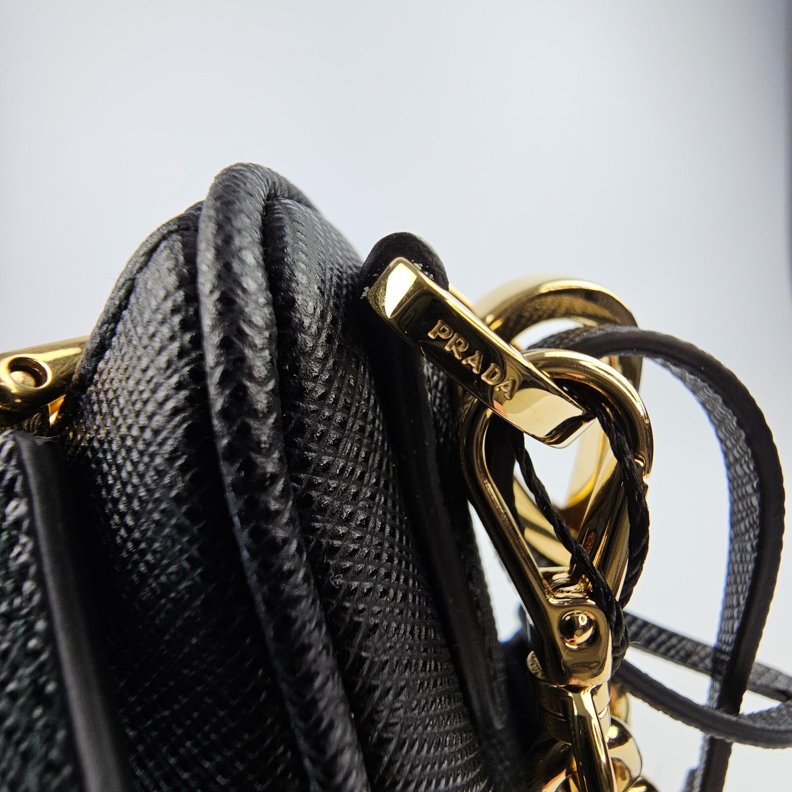 Prada PRADA Re-Edition Black Saffiano Mini Handbag New Size ONE SIZE - 8 Thumbnail