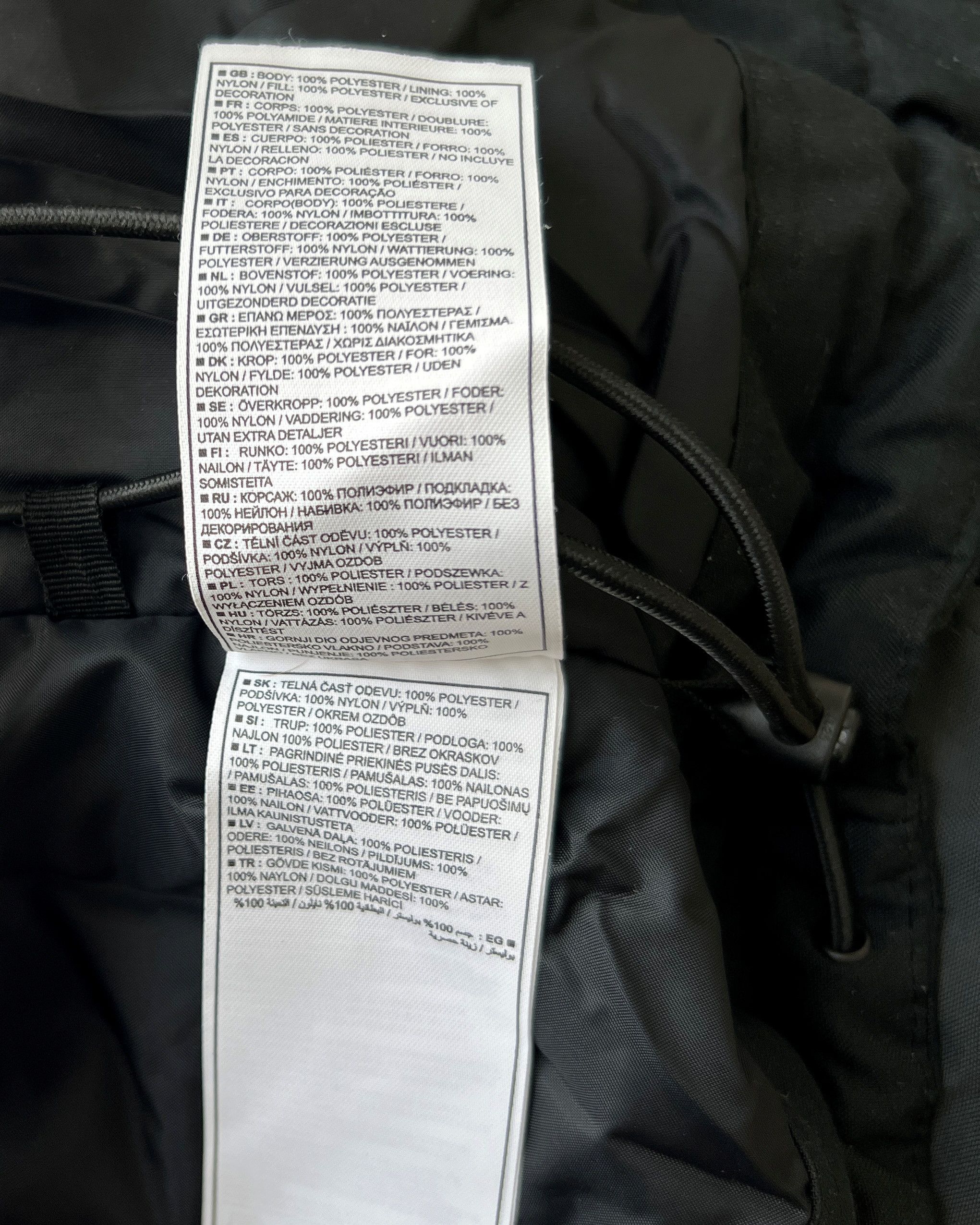 Nike VINTAGE Y2K NIKE EMBROIDERED LOGO INSULATED PUFFER JACKET Size US M / EU 48-50 / 2 - 9 Thumbnail