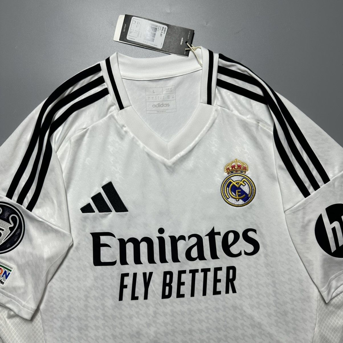 Adidas REAL MADRID ADIDAS 2024/2025 FOOTBALL HOME JERSEY #10 MODRIC Size US L / EU 52-54 / 3 - 4 Thumbnail