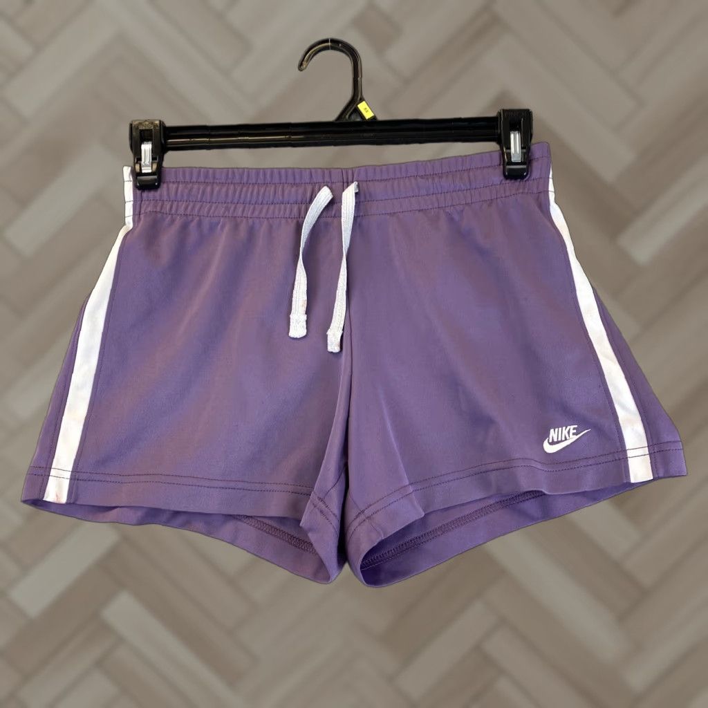 Adidas Adidas Dri-Fit Women's Size Medium Athletic Running Shorts Purple 53-40 Size 32" / US 10 / IT 46 - 1 Thumbnail