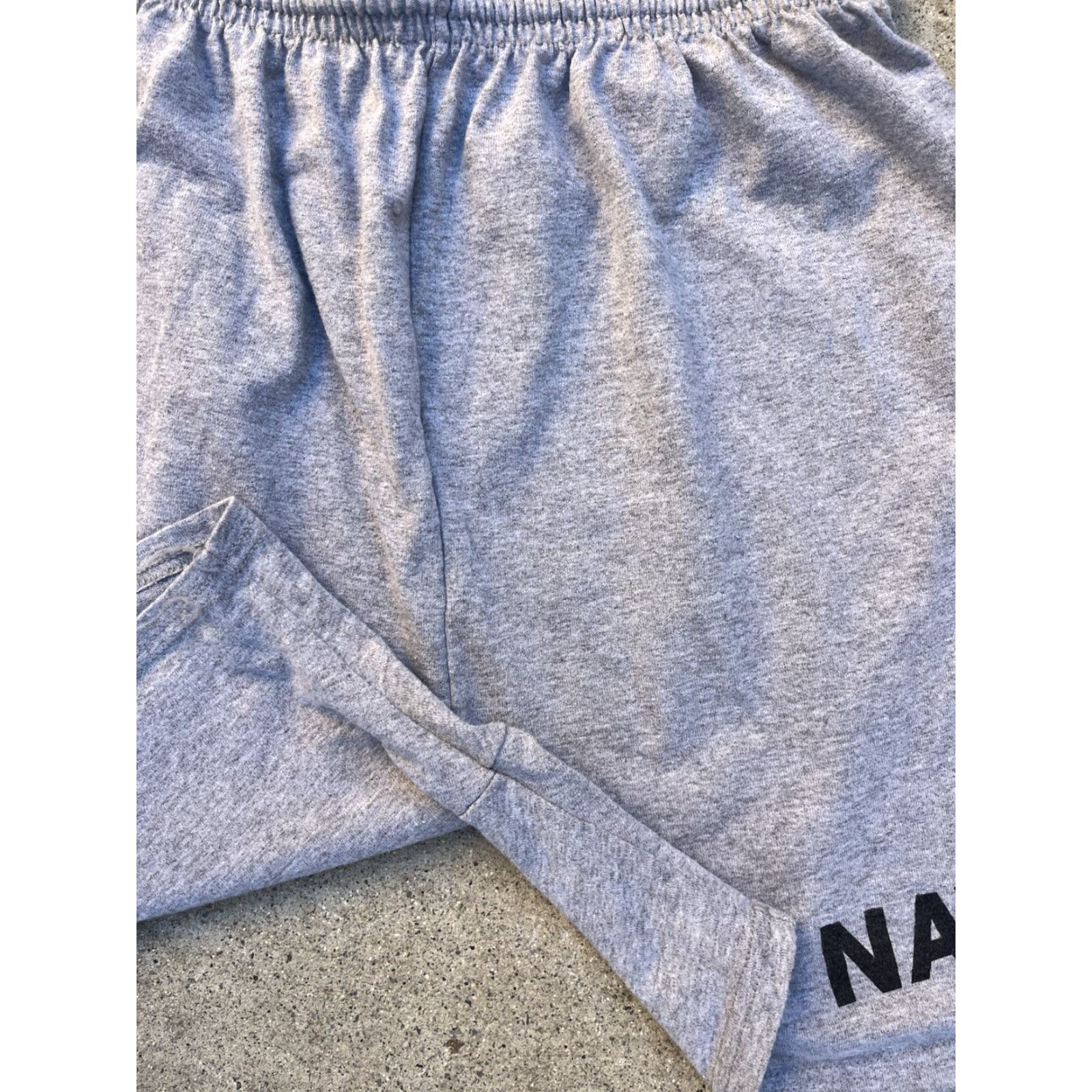 Vintage Unbranded NAVY Shorts Athletic Gray 80s High Waist Gym USA S Inseam 5" Cotton Polyester Blend Men’s Vintage Style Shirt Size US 29 - 5 Thumbnail