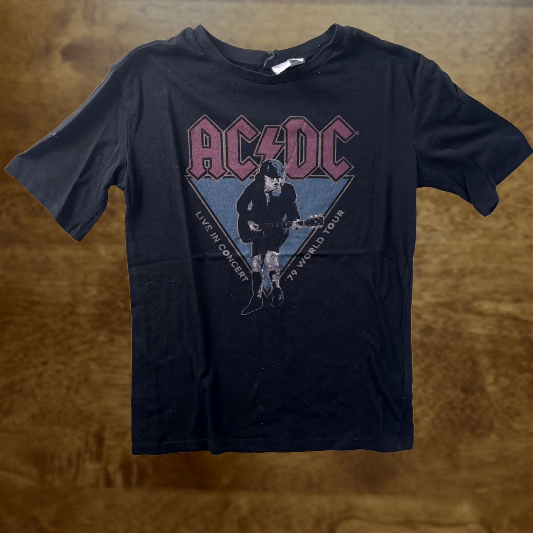 H&M H&M Divided ACDC Shirt Womens XS Black 79 World Tour Rock Graphic Tee Top Size XS / US 0-2 / IT 36-38 - 1 Thumbnail