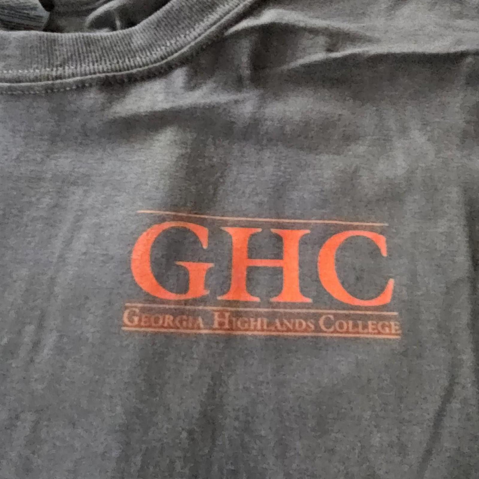 Gildan Georgia Highland College Grey and Red T-shirt Size US L / EU 52-54 / 3 - 3 Thumbnail