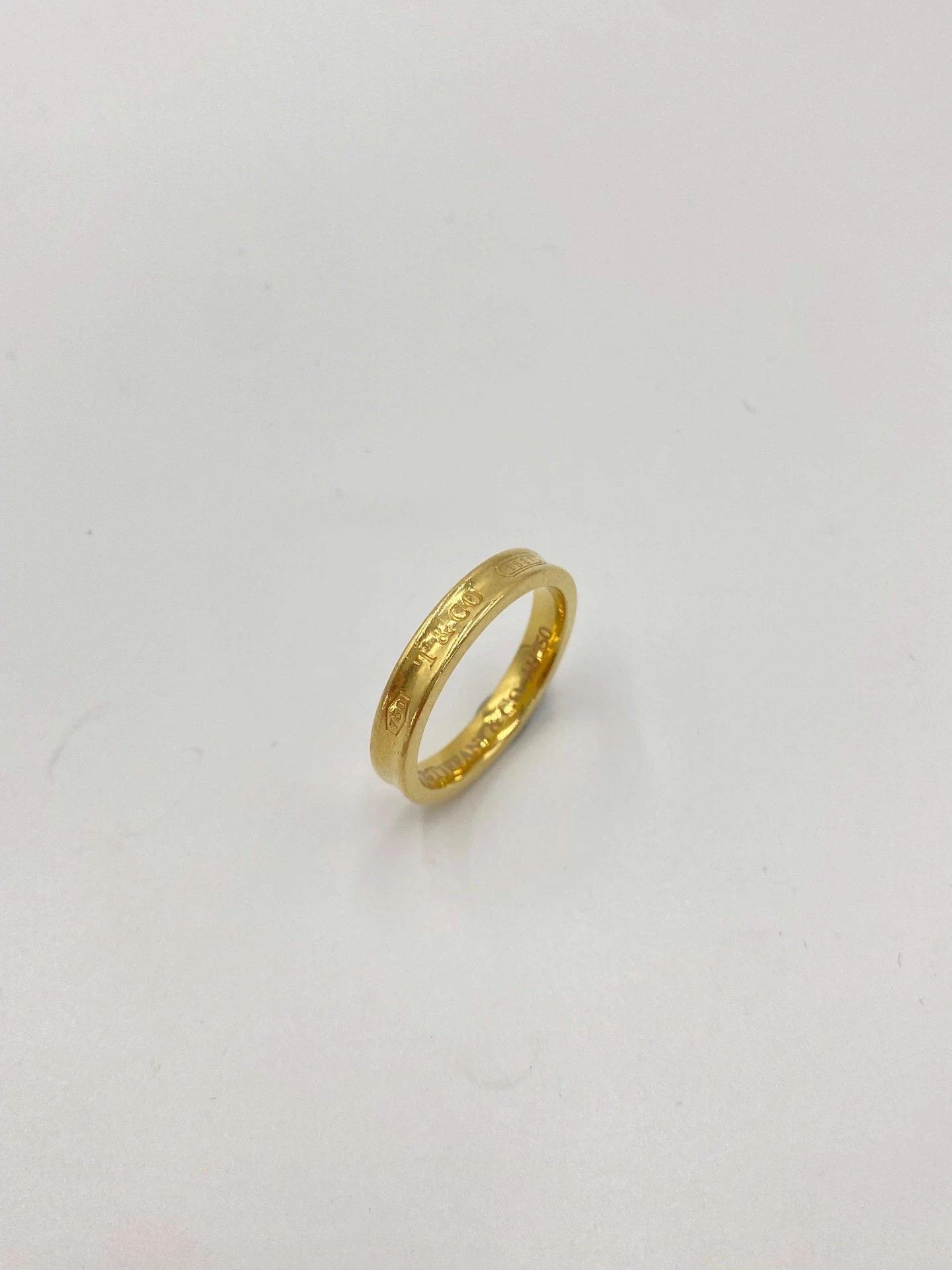 Tiffany & Co. Tiffany & Co. 1837 Series Plain Band Ring US 59 6.45g boxed Size ONE SIZE - 1 Thumbnail