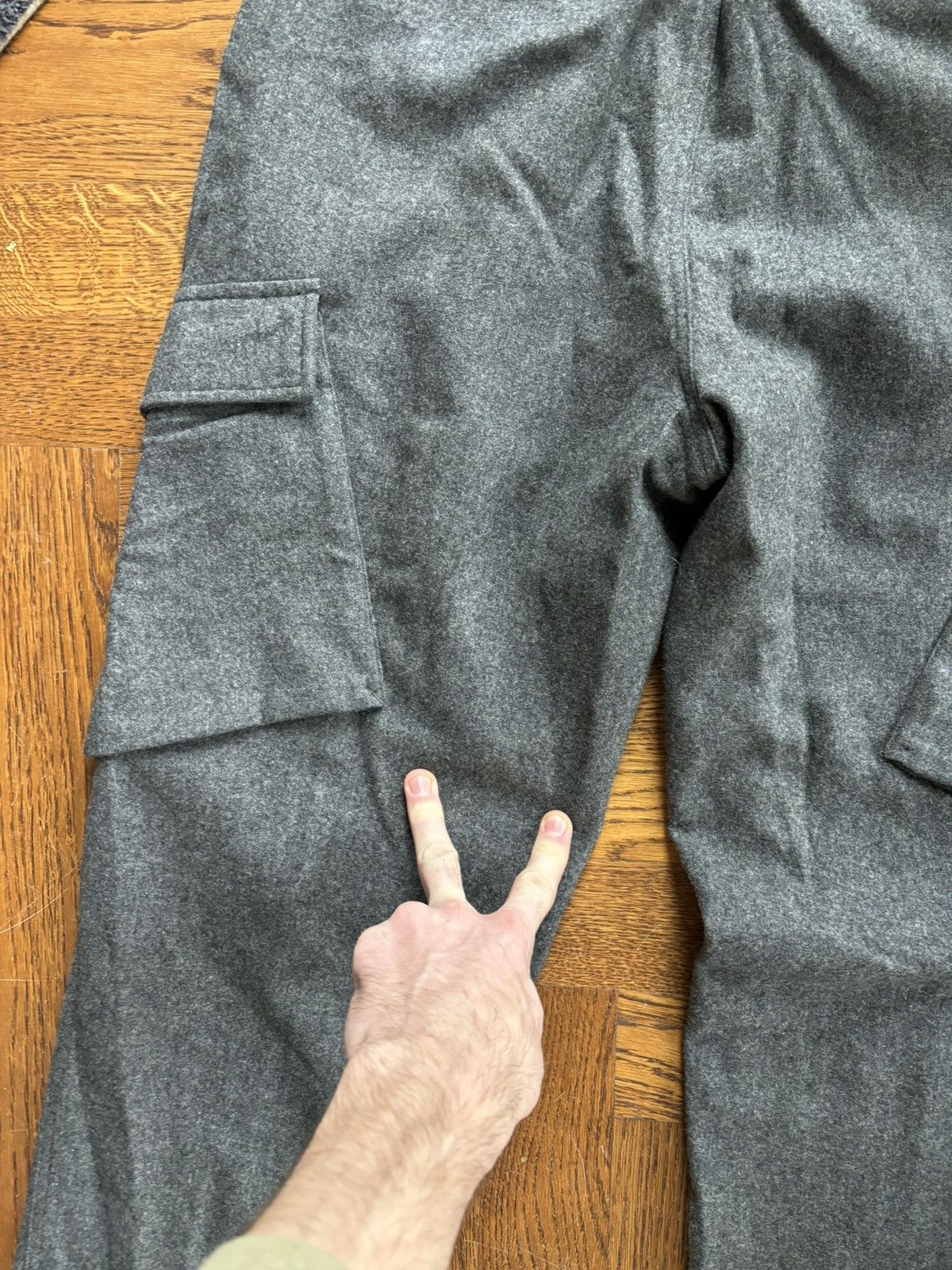 DKNY × Donna Karan × Vintage 1990s DKNY Vintage Cargo Pants Heavyweight Wool 2000s 90s Size US 31 - 11 Thumbnail