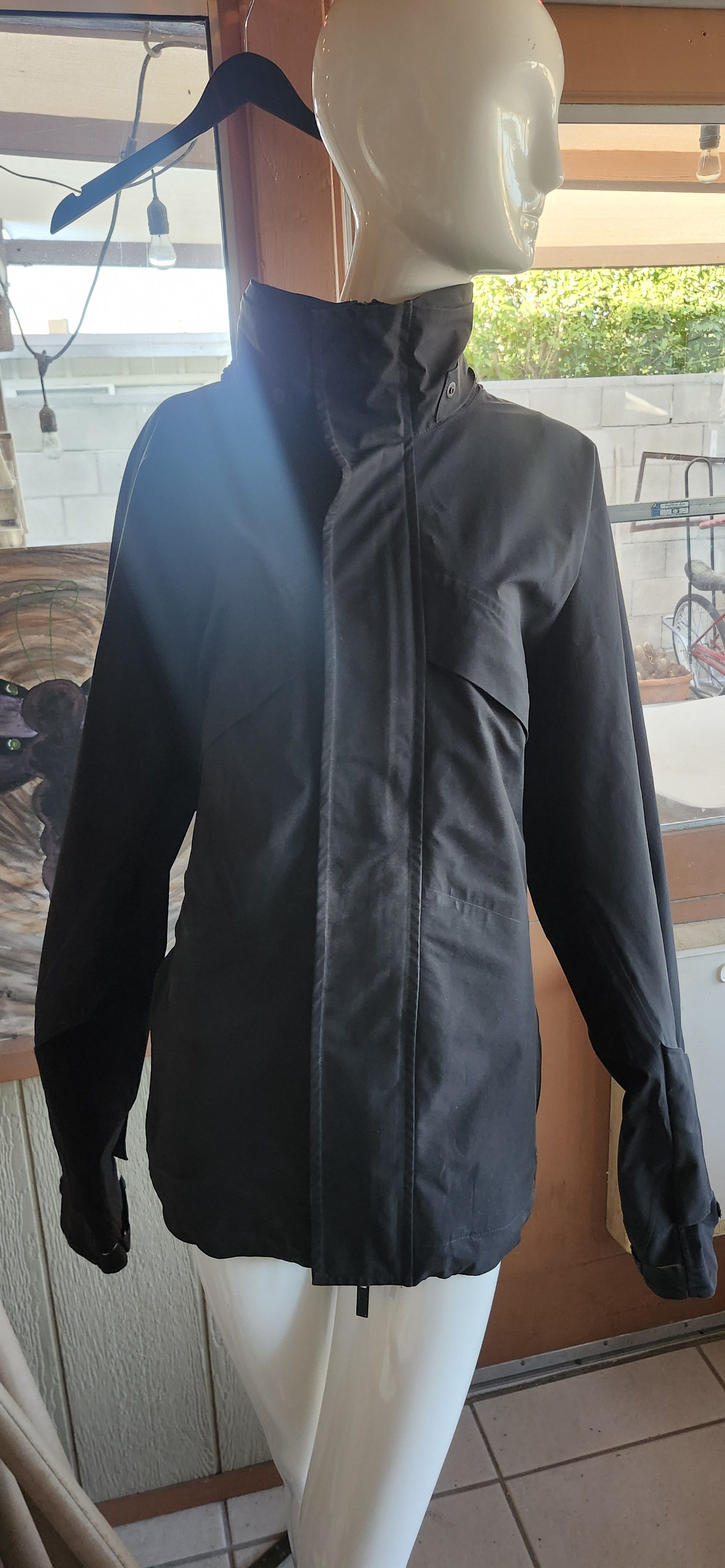 McQ Alexander McQueen MCQ BY ALEXANDER MCQUEEN Logo-appliquéd Shell Hooded Jacket Size US L / EU 52-54 / 3 - 1 Thumbnail