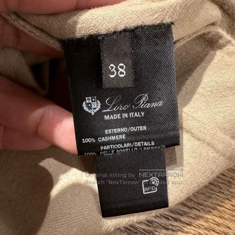 Loro Piana Loro Piana Pure Cashmere Short Skirt with Horn Buttons Size 25" / US 0 / IT 36 - 4 Thumbnail