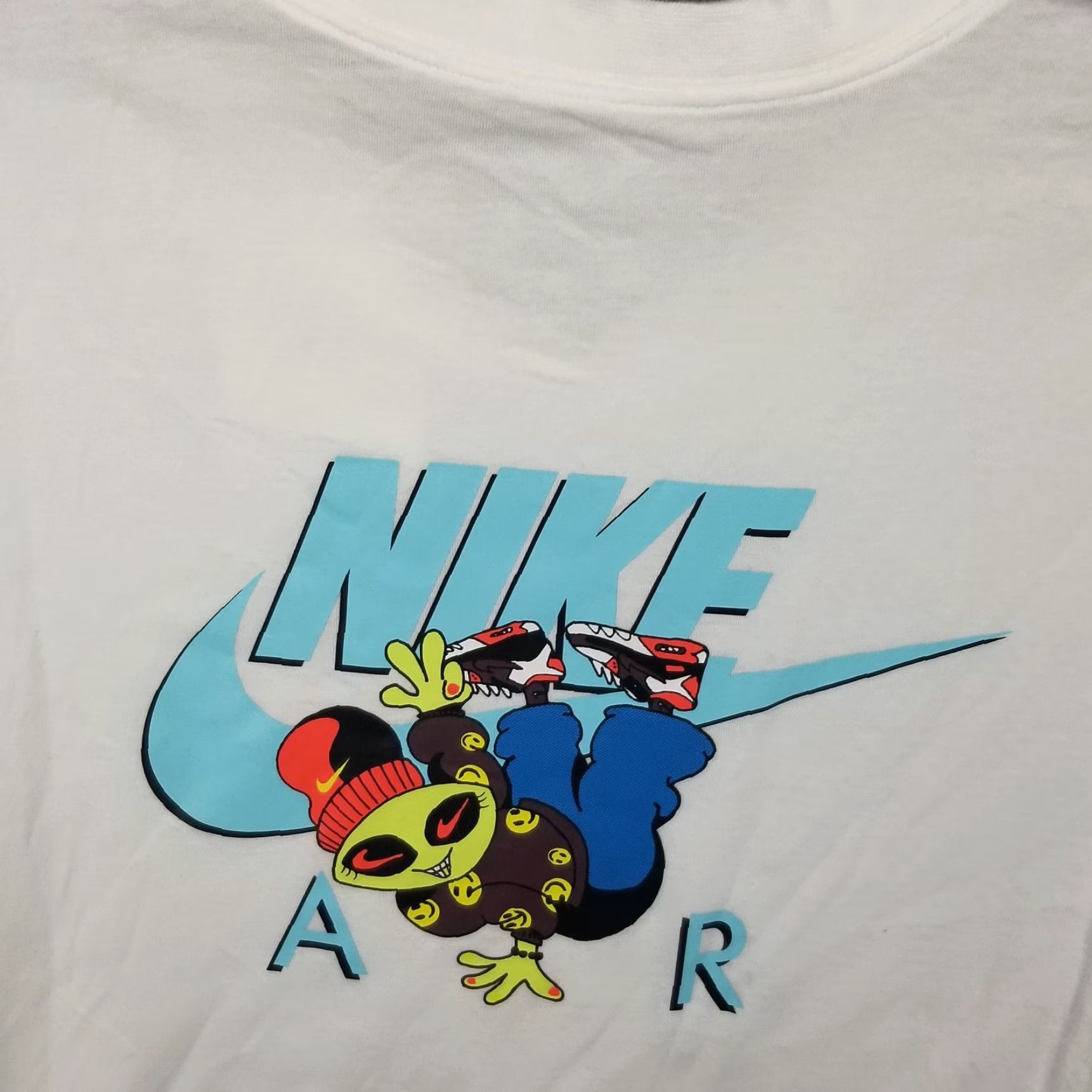Nike Nike Air Shirt Mens Small White Alien Spaceship UFO Martian Swoosh Size US S / EU 44-46 / 1 - 2 Thumbnail