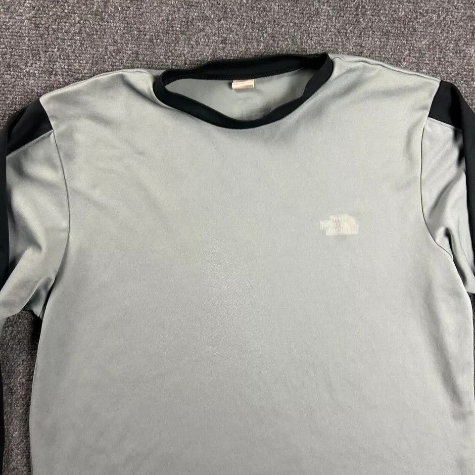 The North Face North Face Shirt Mens Large Stretch Active Long Sleeve Size US L / EU 52-54 / 3 - 2 Thumbnail