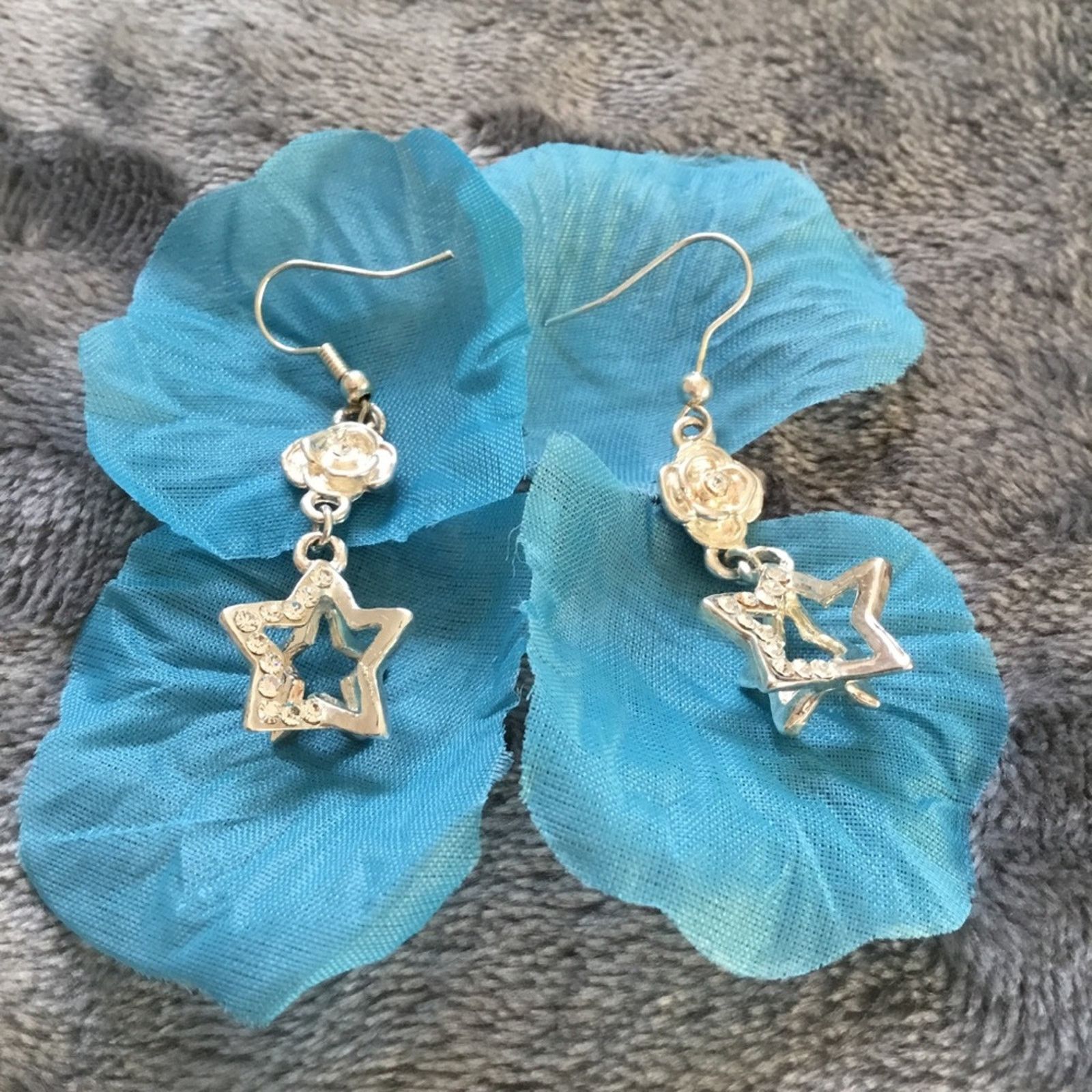Other Silver Twinkle Star Earrings Size ONE SIZE - 3 Thumbnail