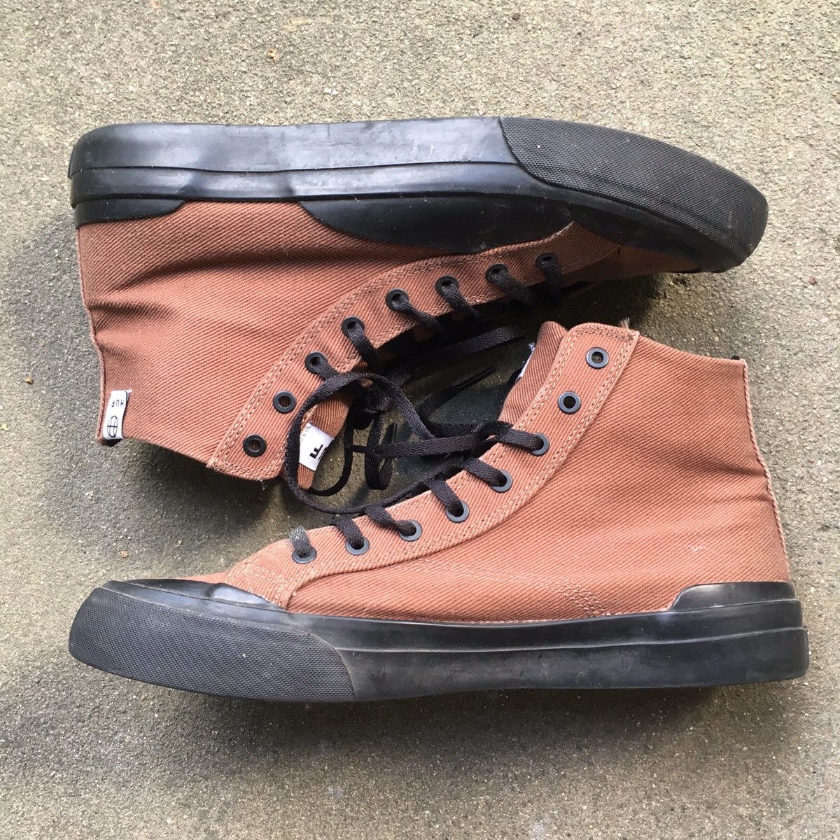 Huf Huf Classic Hi Size US 9 / EU 42 - 3 Thumbnail