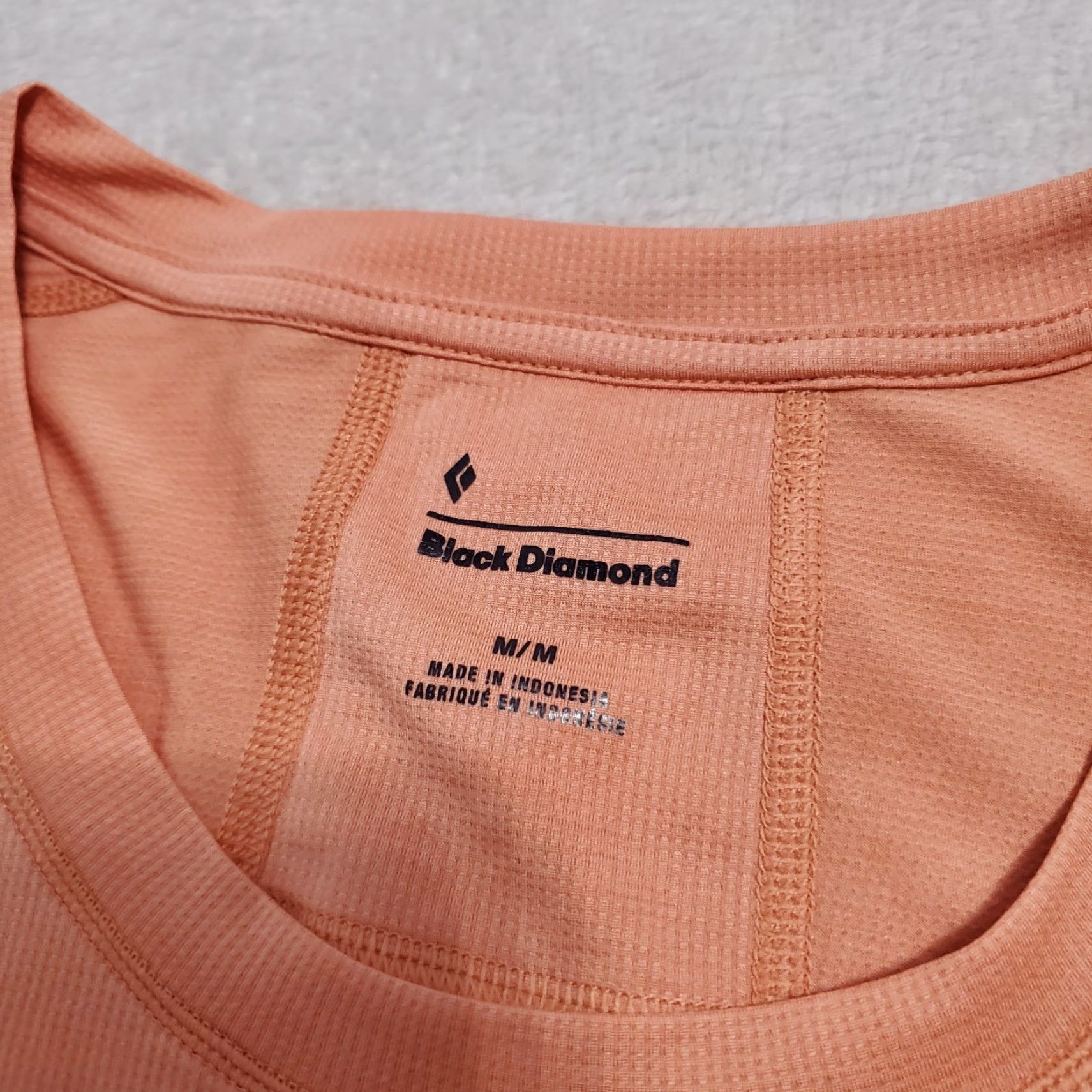 Black Diamond Black Diamond Lightwire Shirt Women M Peach Short Sleeve Hiking Climbing Outdoor Size M / US 6-8 / IT 42-44 - 3 Thumbnail