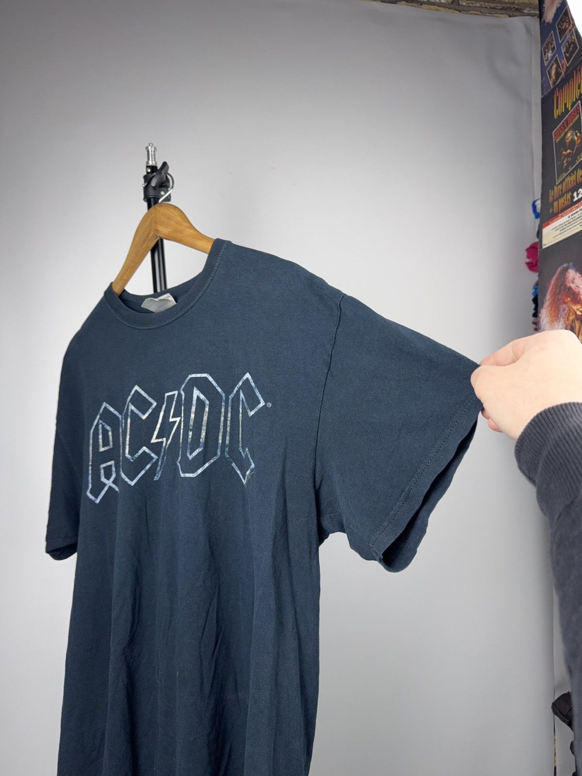 AC/DC 00s AC/DC Buenos Aires 2009 Tour Rock Band T-Shirt Gildan Size US L / EU 52-54 / 3 - 9 Thumbnail
