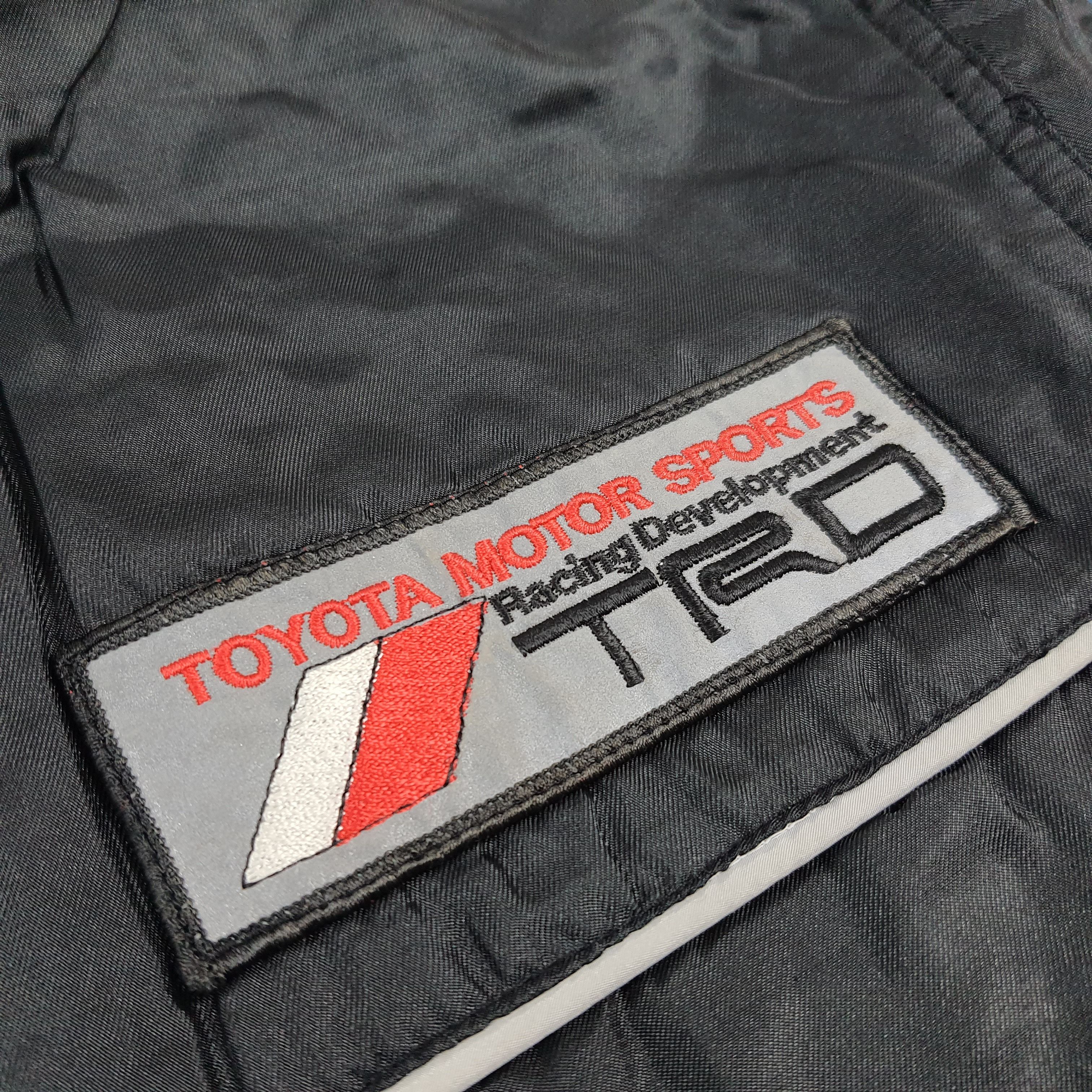 Japanese Brand Vintage TRD Toyota Japan Motorsports JDM Jacket C300N17 Size US L / EU 52-54 / 3 - 6 Thumbnail