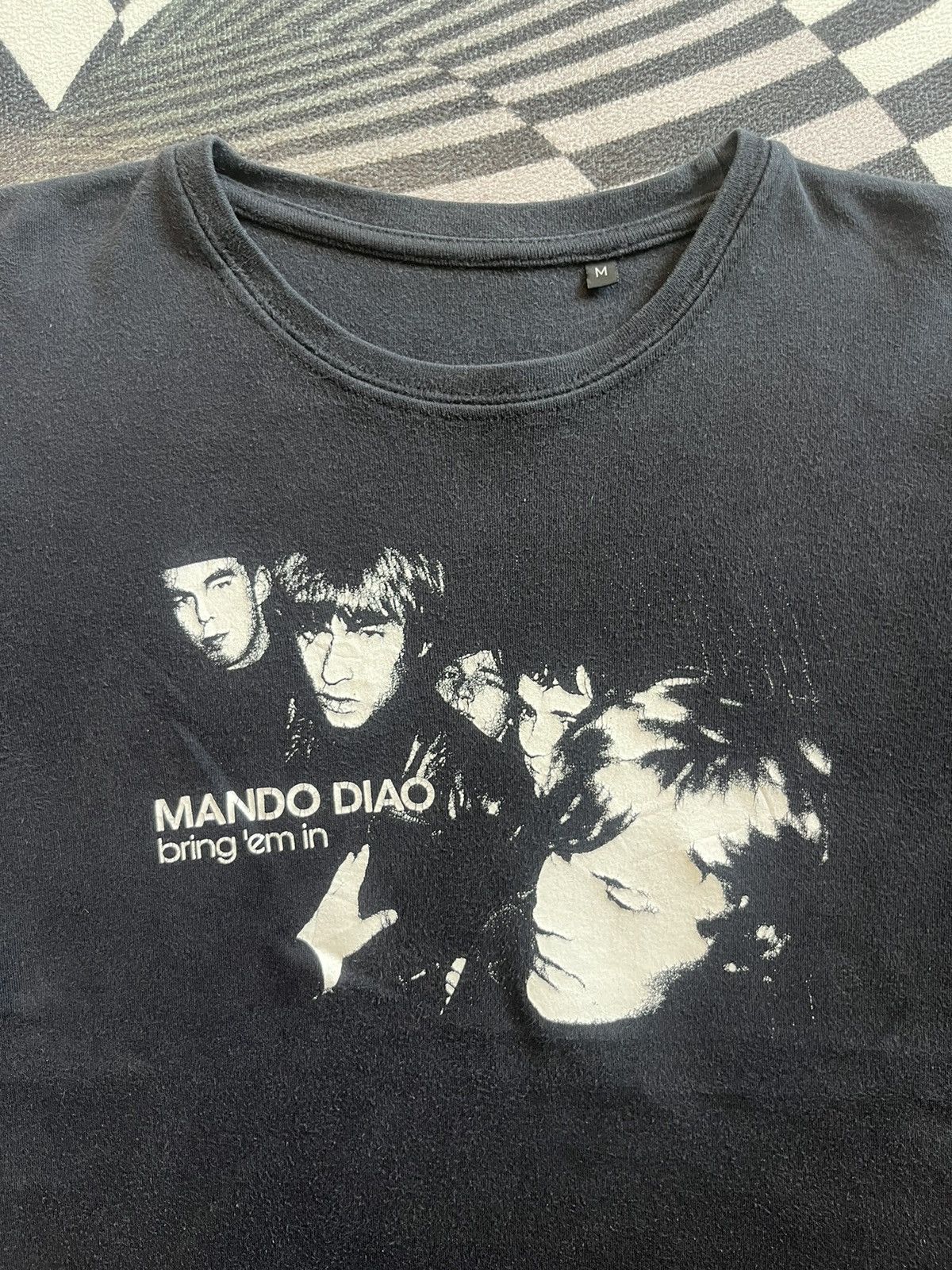 Band Tees Vintage MANDO DIAO bring ‘em in Sweden Band 00’s Tshirt Size US M / EU 48-50 / 2 - 4 Thumbnail