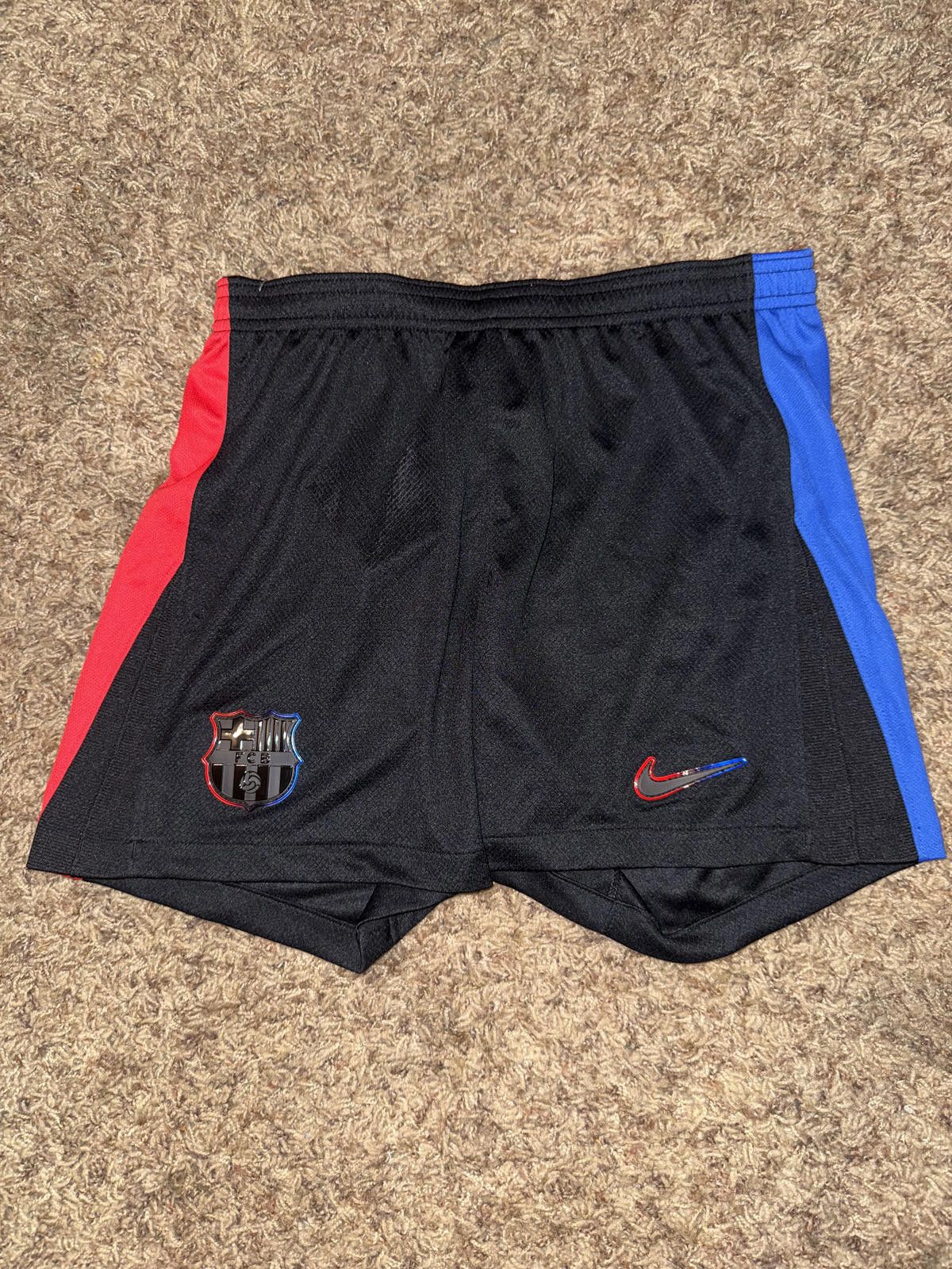 Nike Nike Womens FC Barcelona 2024-2025 Away Shorts Sample Size 28" / US 6 / IT 42 - 1 Thumbnail