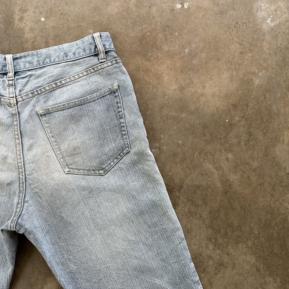 Japanese Brand Vintage Japanese Lightwash Distressed Denim Jean Pant W31 Size US 31 - 12 Thumbnail