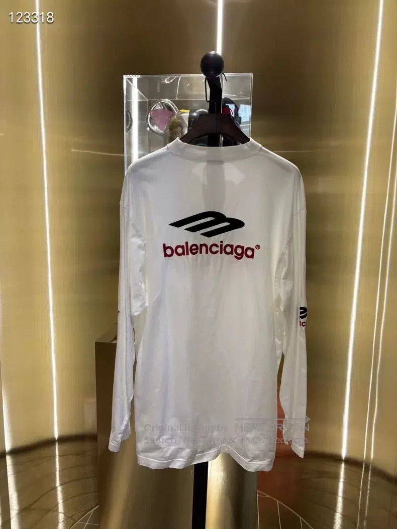 Balenciaga Balenciaga 3B Logo Embroidered Long Sleeve T-shirt. Size US L / EU 52-54 / 3 - 2 Thumbnail
