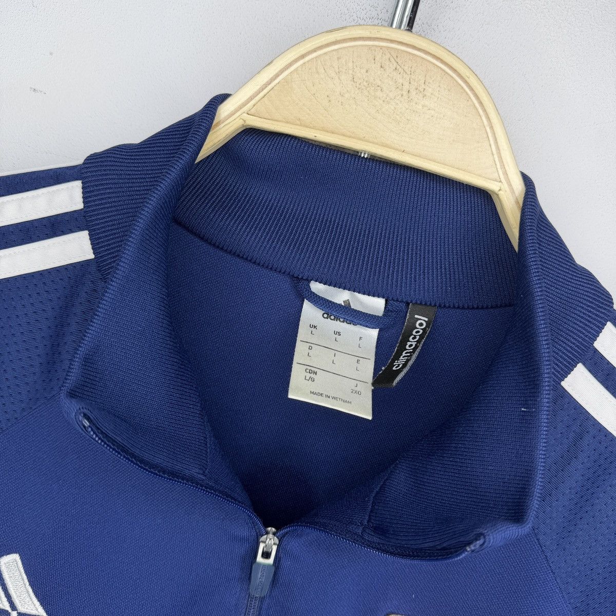 Adidas Adidas Olimpique Lyonnais Track Jacket Sweatshirt Vintage Size US L / EU 52-54 / 3 - 5 Thumbnail