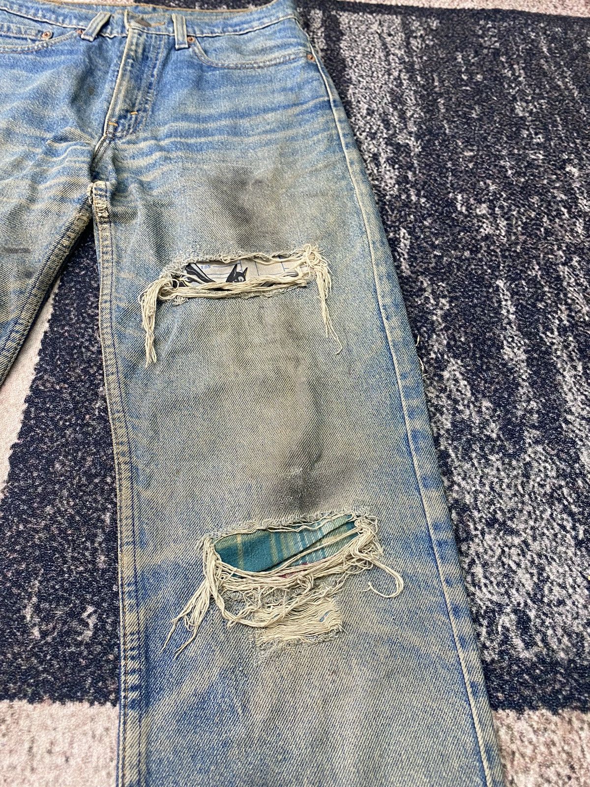 Levi's Vintage Levi’s Distressed Jeans Size US 30 / EU 46 - 5 Thumbnail