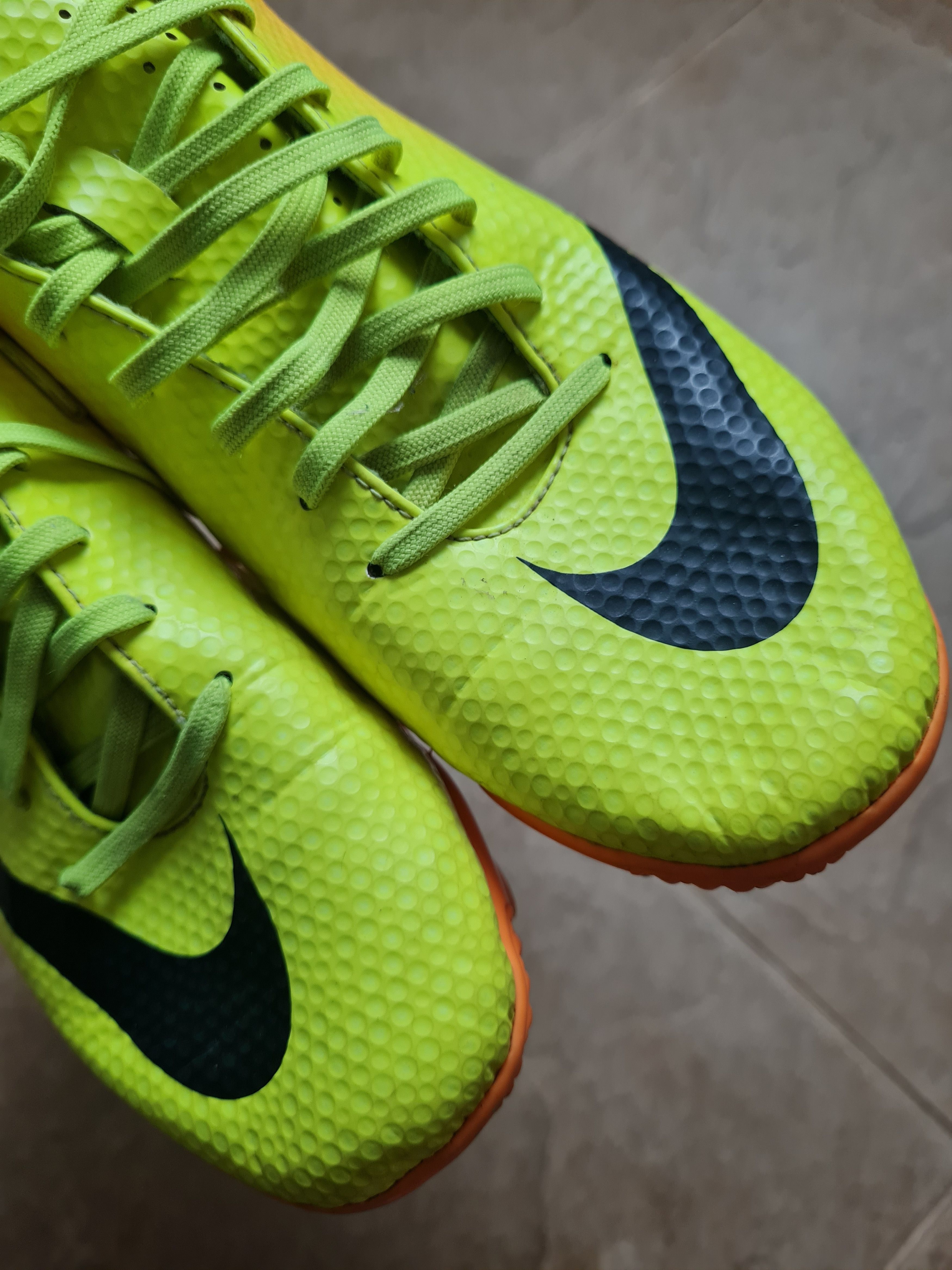 Nike Nike Mercurial Victory IV FG Football Size 7.5 Uk 55447-708 Size US 8.5 / EU 41-42 - 8 Thumbnail