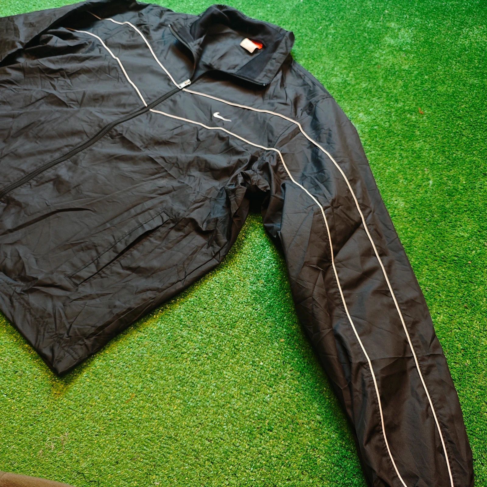 Nike × Vintage Vintage Nike Jacket Mens 2XL windbreaker zip outdoors y2k Size US XXL / EU 58 / 5 - 3 Thumbnail