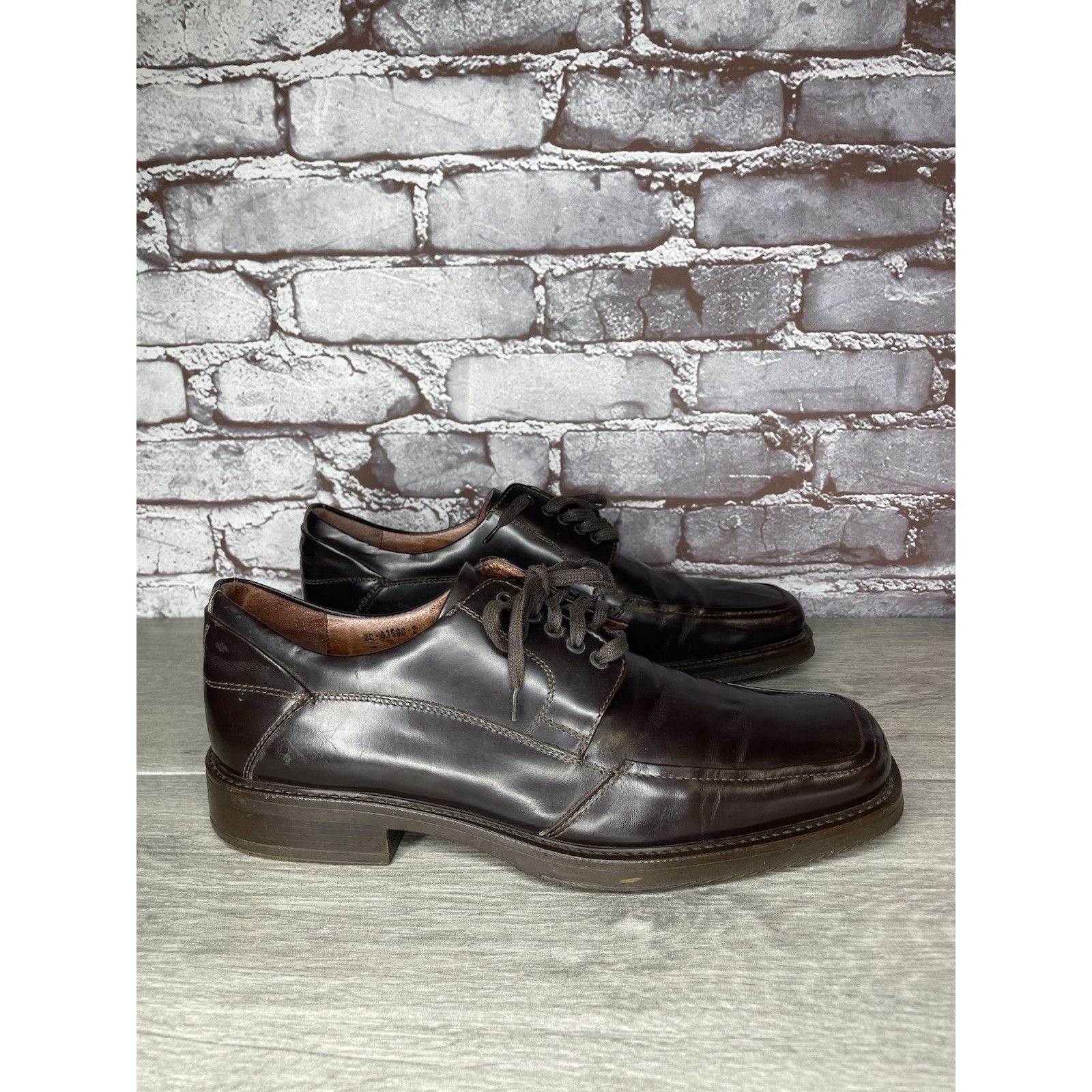 Johnston & Murphy Johnston & Murphy Handcrafted Italy Brown Square Oxfords Sho Size US 9.5 / EU 42-43 - 18 Thumbnail