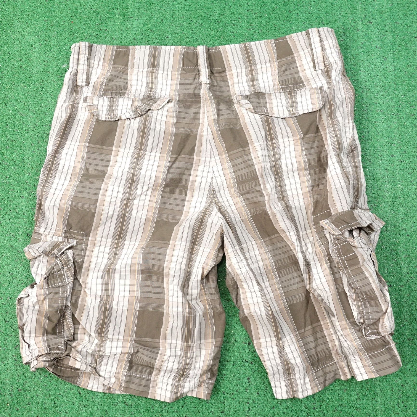 Roundtree & Yorke ROUNDTREE & YORKE MENS CARGO SHORTS PLAID 35 Multicolor Regular Inseam 10in Mens Size US 35 - 3 Thumbnail
