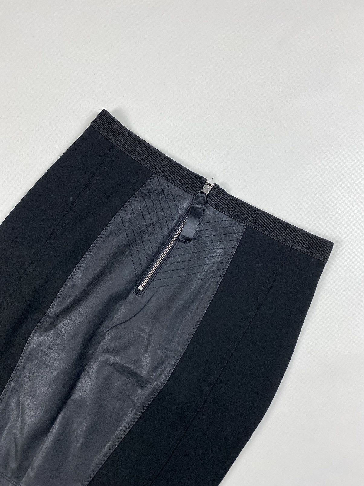 Jean Paul Gaultier Jean Paul Gaultier Lindex ladies pencil skirt size M Size 26" / US 2 / IT 38 - 4 Thumbnail