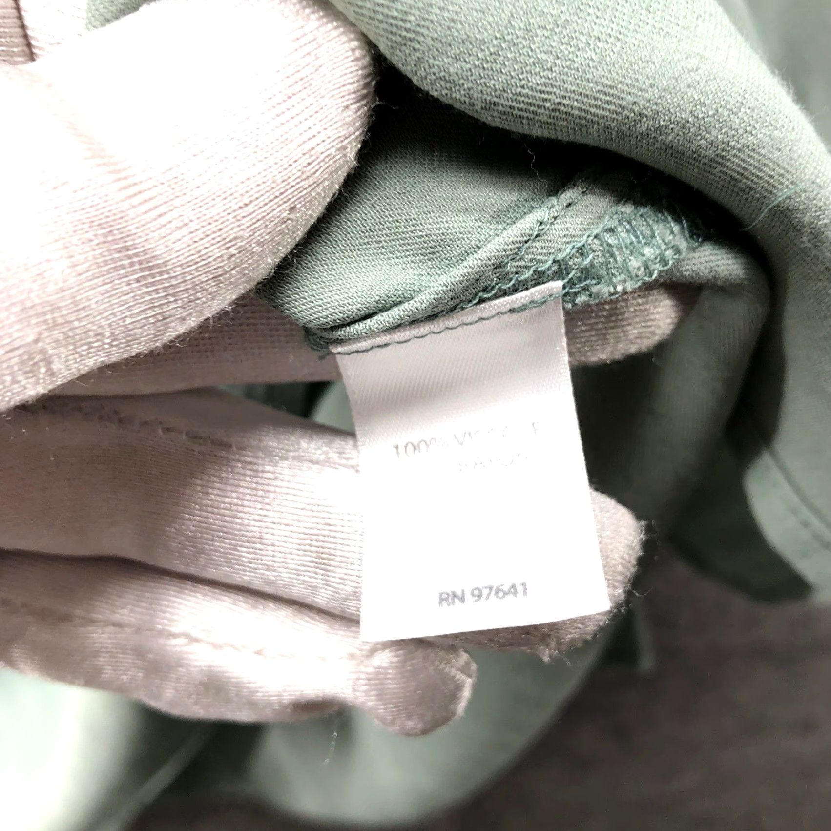 J. Jill J Jill Pintuck Pleat Tunic Blouse Womens M Sage Green Long Sleeve Split Neck V-Neck Relaxed Fit Size M / US 6-8 / IT 42-44 - 4 Thumbnail