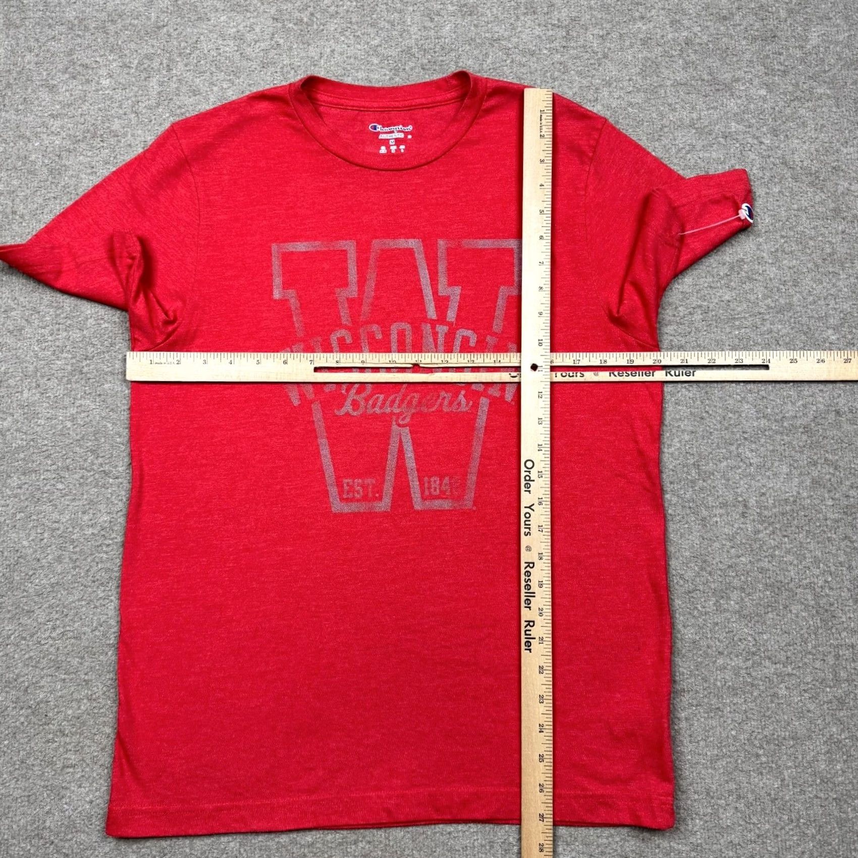 Champion Champion Wisconsin Badgers Mens Shirt Red Medium Short Sleeve Football NCAA Size US M / EU 48-50 / 2 - 4 Thumbnail