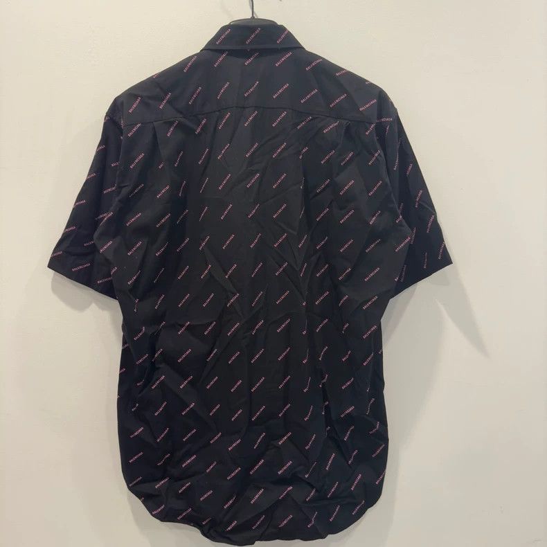 Balenciaga size 36 Black and Pink Bullet Screen Short Slee