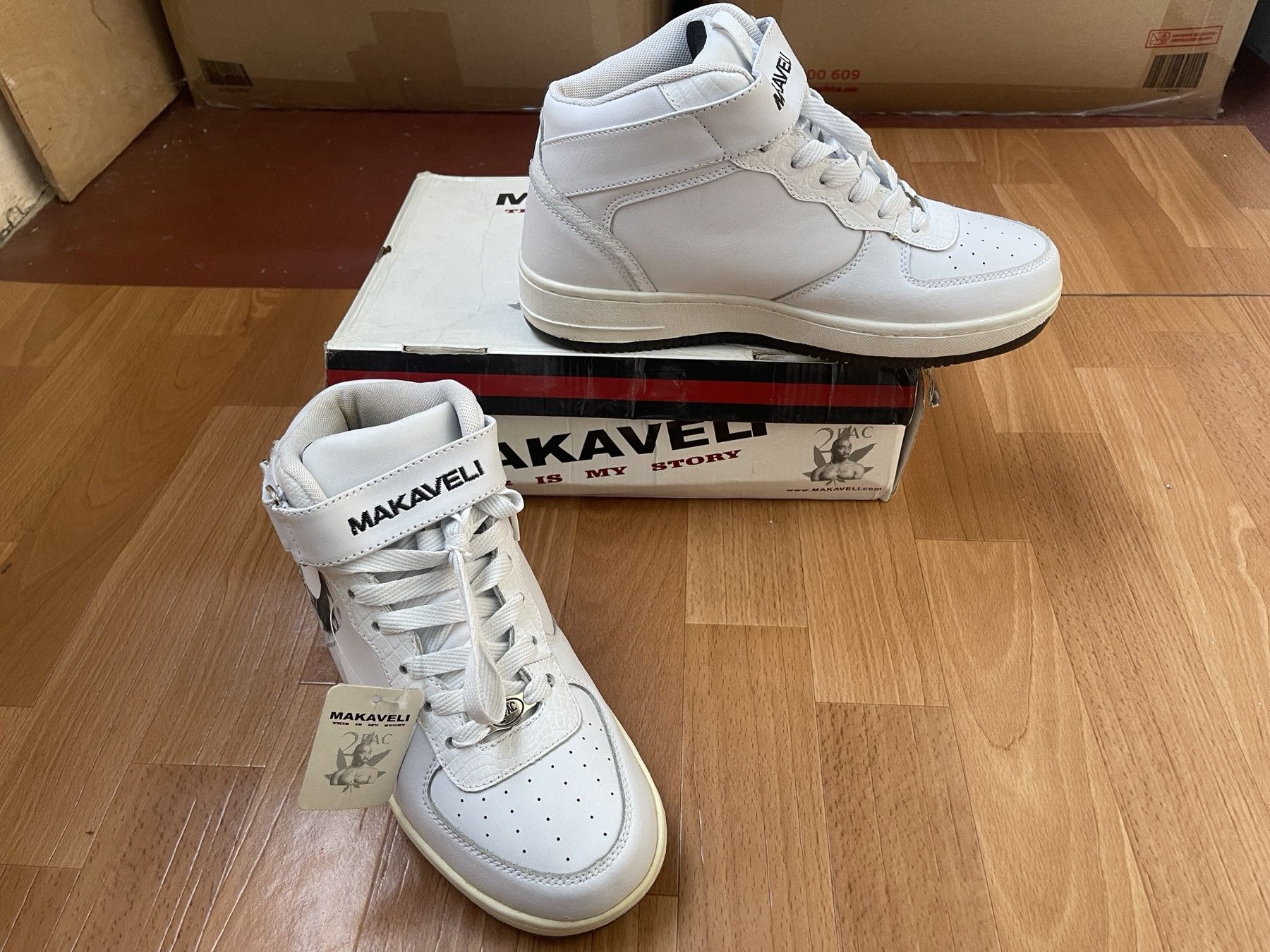 Makaveli MAKAVELI Branded sneakers, 2Pac shoes, Hi Top vintage US 9 Size US 9 / EU 42 - 6 Thumbnail