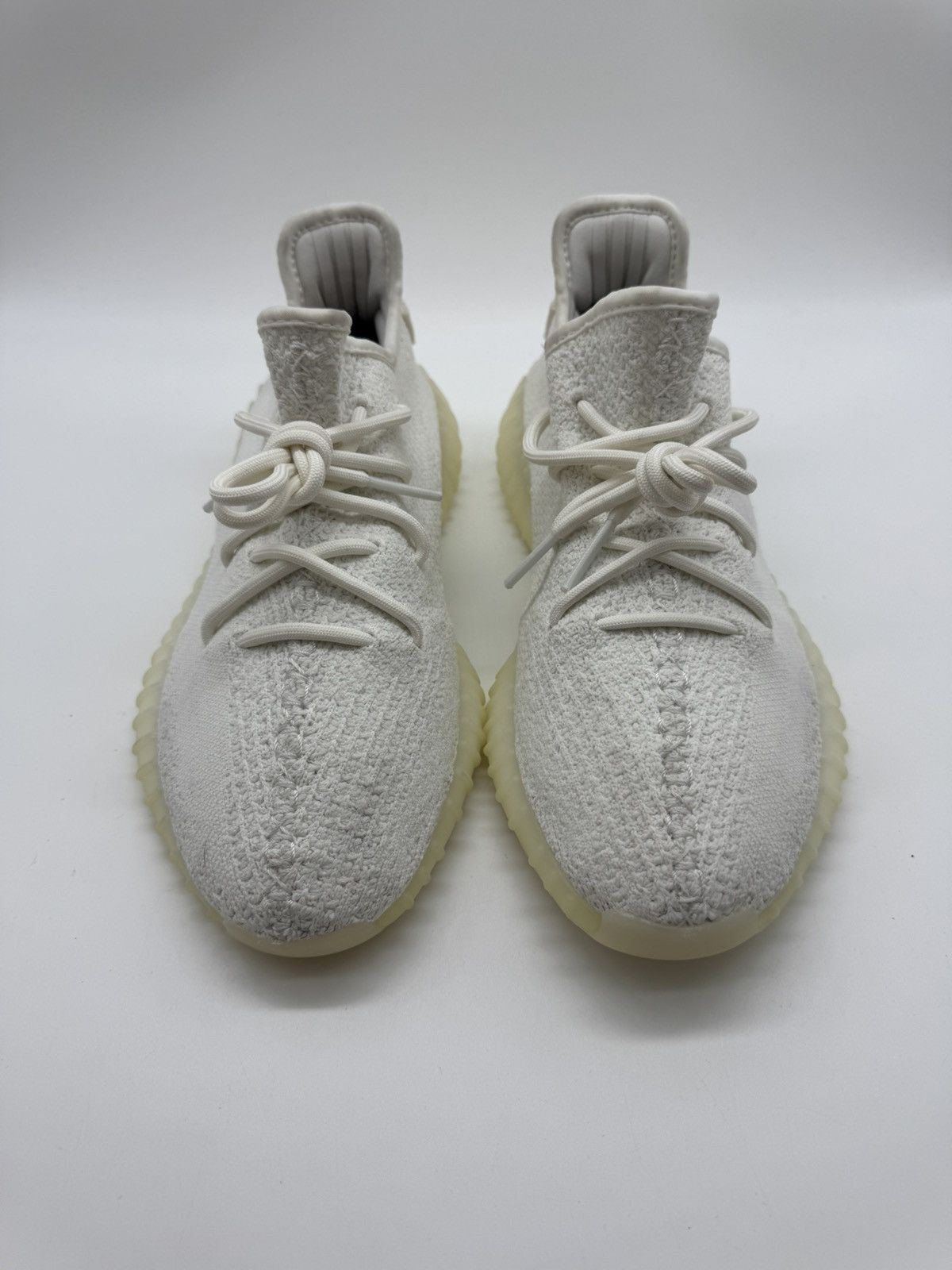 Adidas × Yeezy Adidas Yeezy Boost 350 V2 Low Cream Triple White Size 7.5 Size US 7.5 / EU 40-41 - 4 Thumbnail