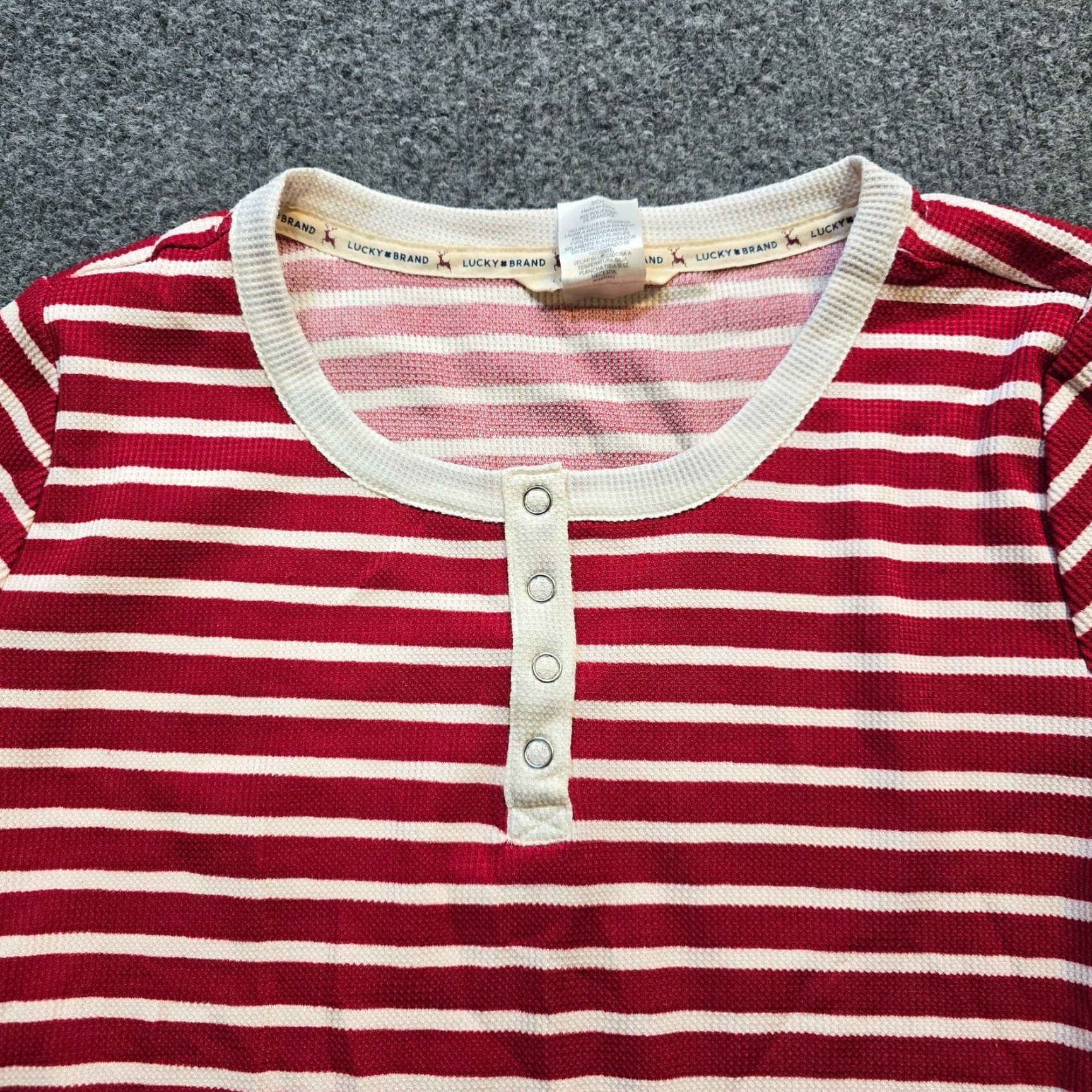 Lucky Brand Lucky Brand Top Womens Size Small Red White Stripe Thermal Henley Long Sleeve Shirt Size S / US 4 / IT 40 - 2 Thumbnail